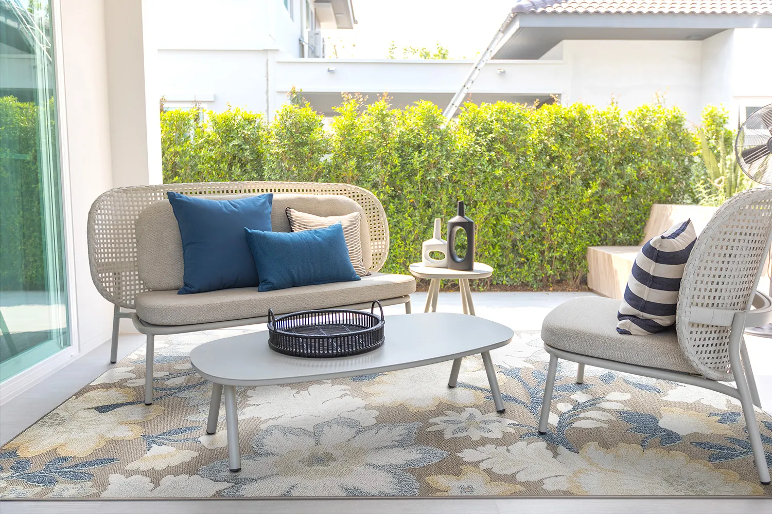 Koberec na vnútorné a vonkajšie použitie - Lucca (multi)