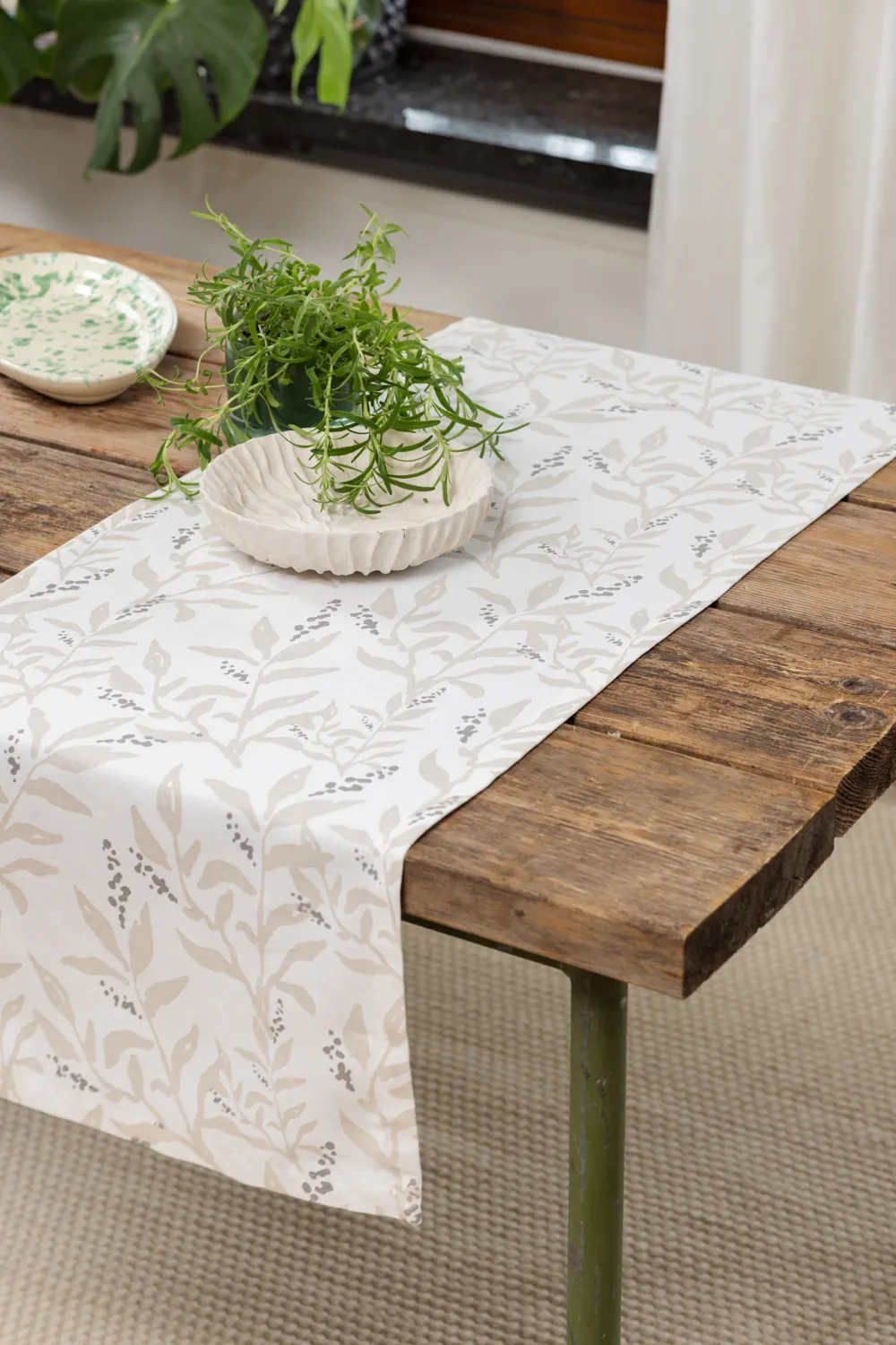 Stolové behúne - Katri (béžová)