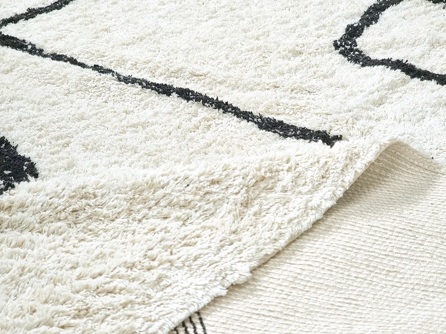 Koberce s dlhým vlasom - Bavello Natural Cotton Shaggy (offwhite/preto)
