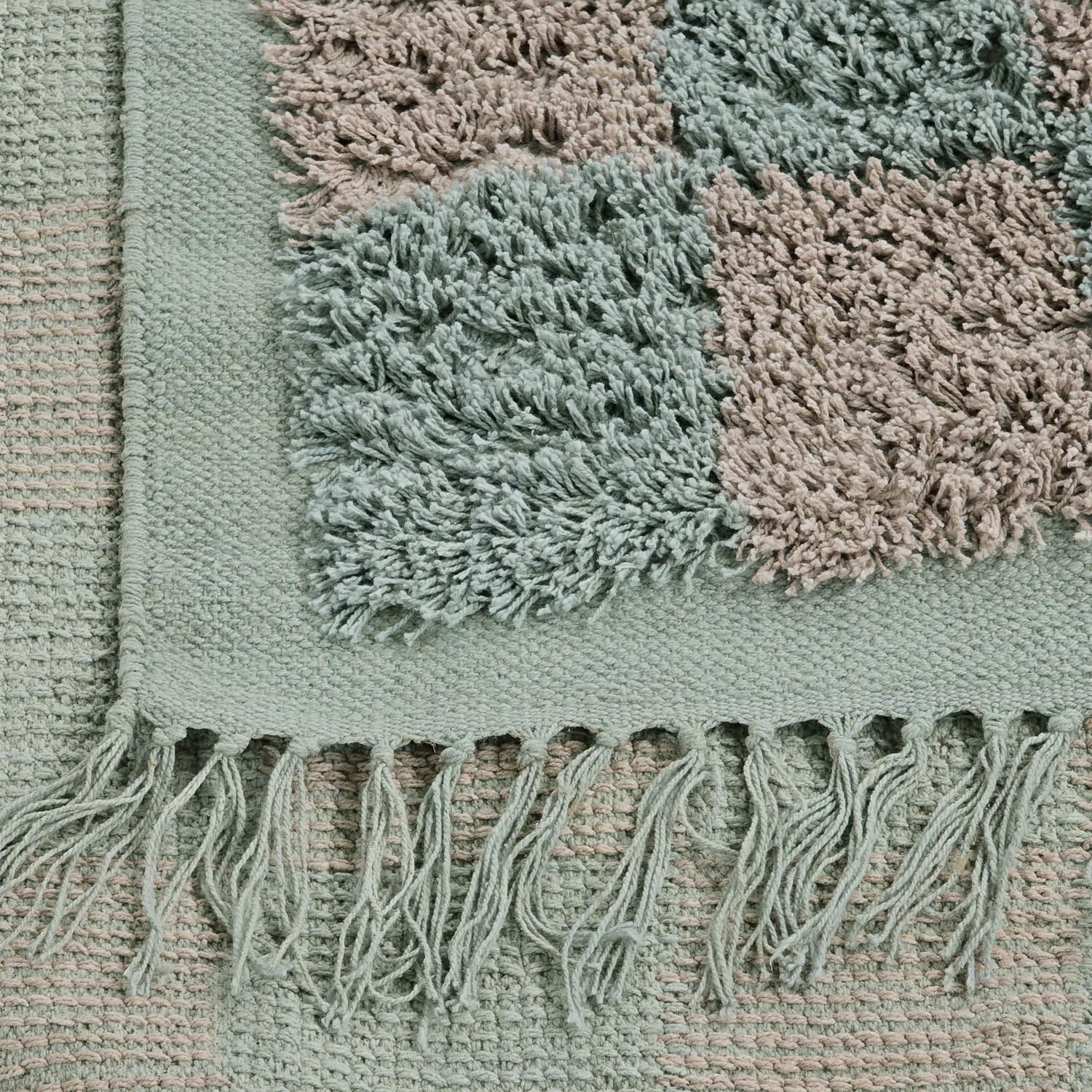 Koberce s dlhým vlasom - Elsey Natural Cotton Shaggy (šedá/rúžová)