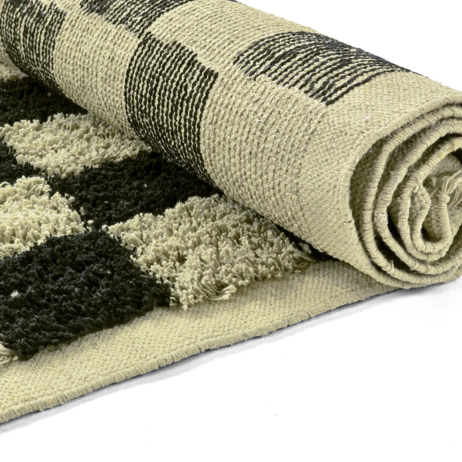 Koberce s chlupatým povrchem - Elsey Natural Cotton Shaggy (čierna/bežová)