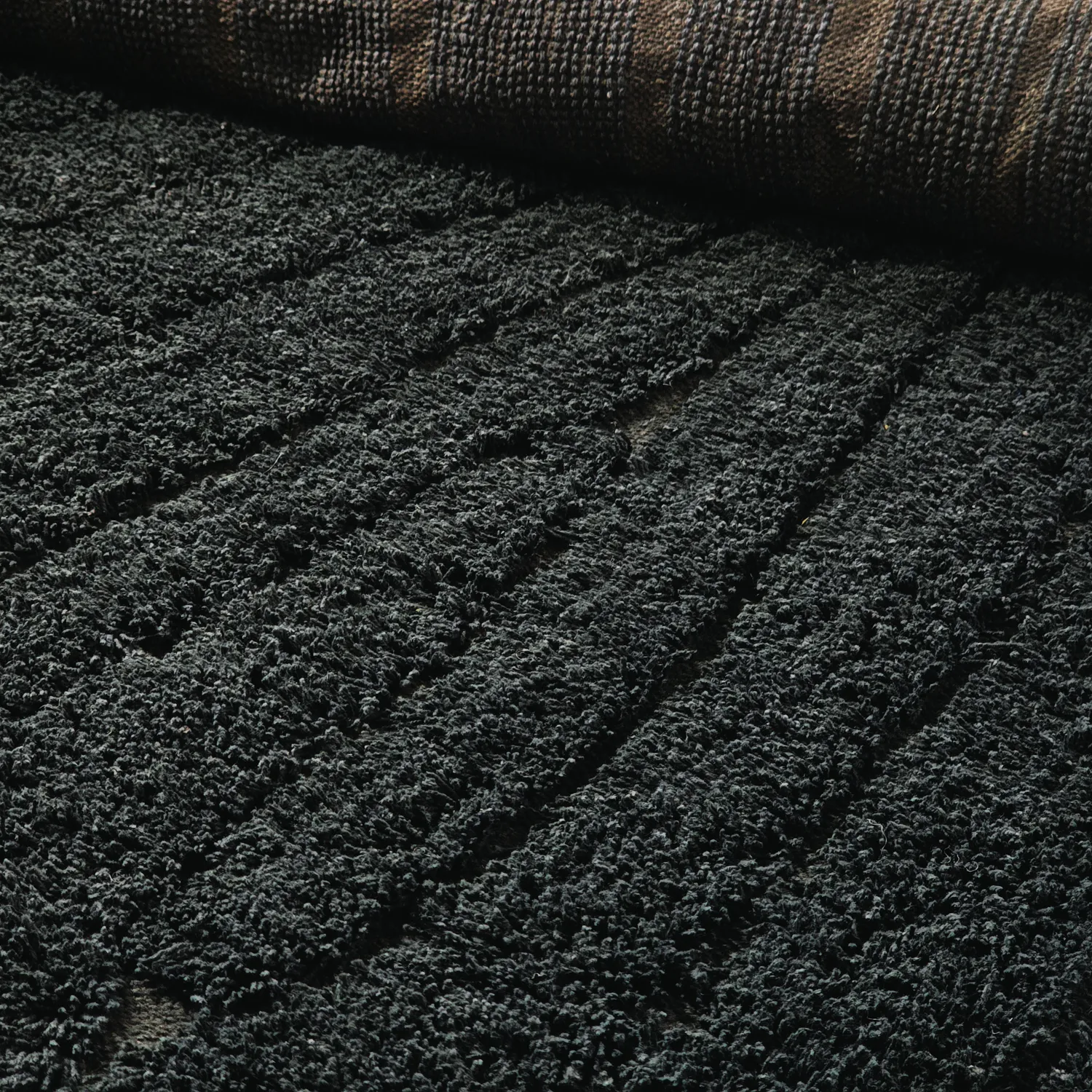 Koberce s dlhým vlasom - Farley Natural Cotton Shaggy (čierna)