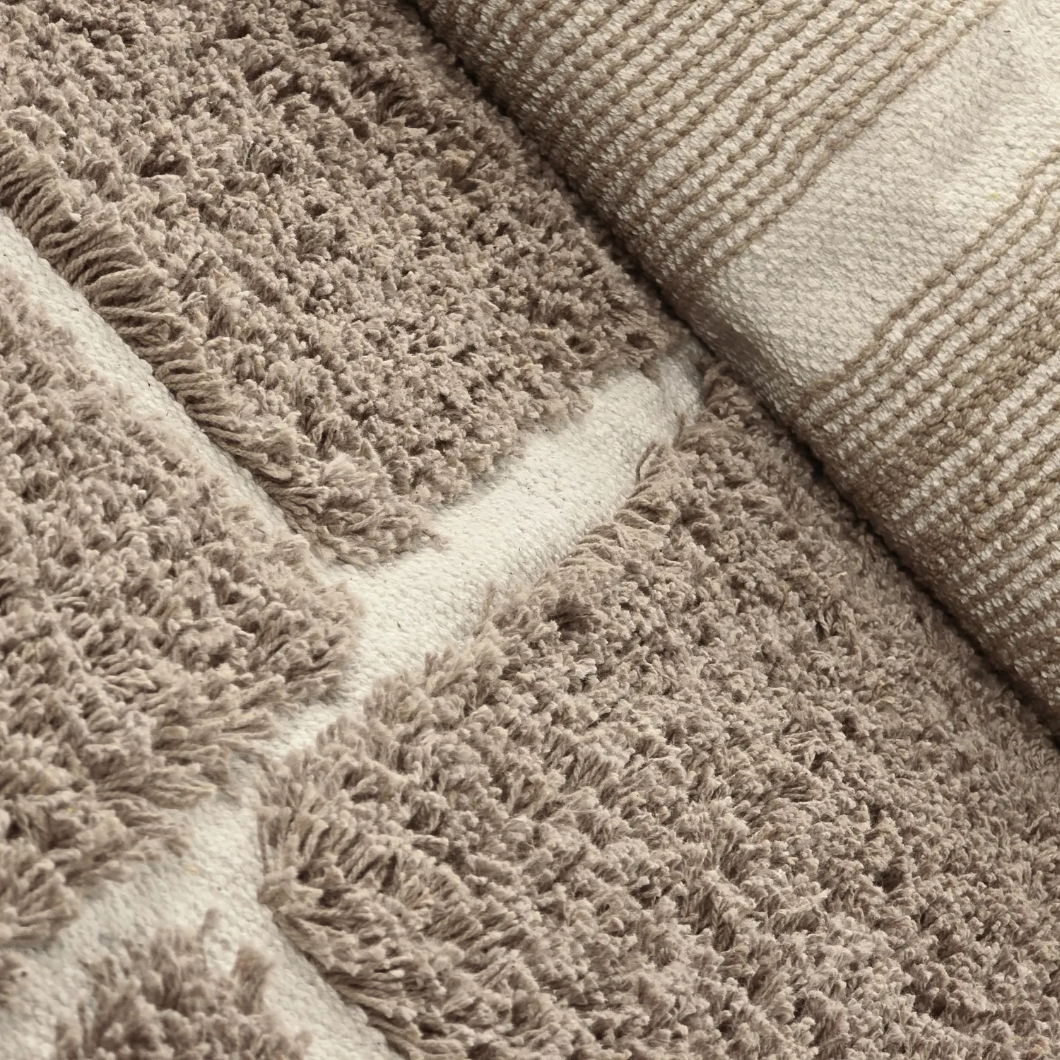 Koberce s dlhým vlasom - Lindley Natural Cotton Shaggy (taupe/sivá)
