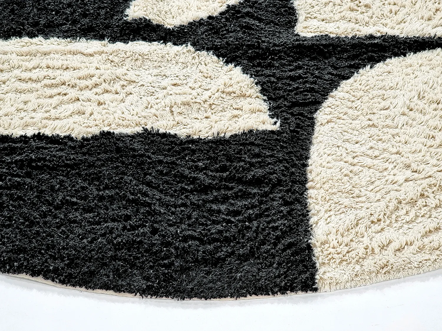 Kruhový koberec - Siberia Natural Cotton Shaggy (offwhite/čierny)