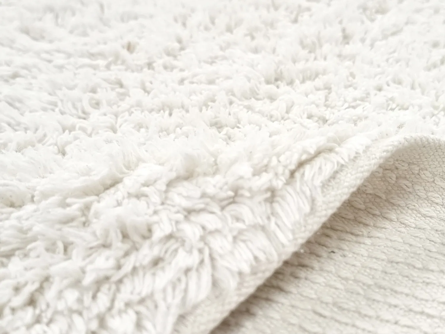 Koberce s dlhým vlasom - Alba Natural Cotton Shaggy (biela)