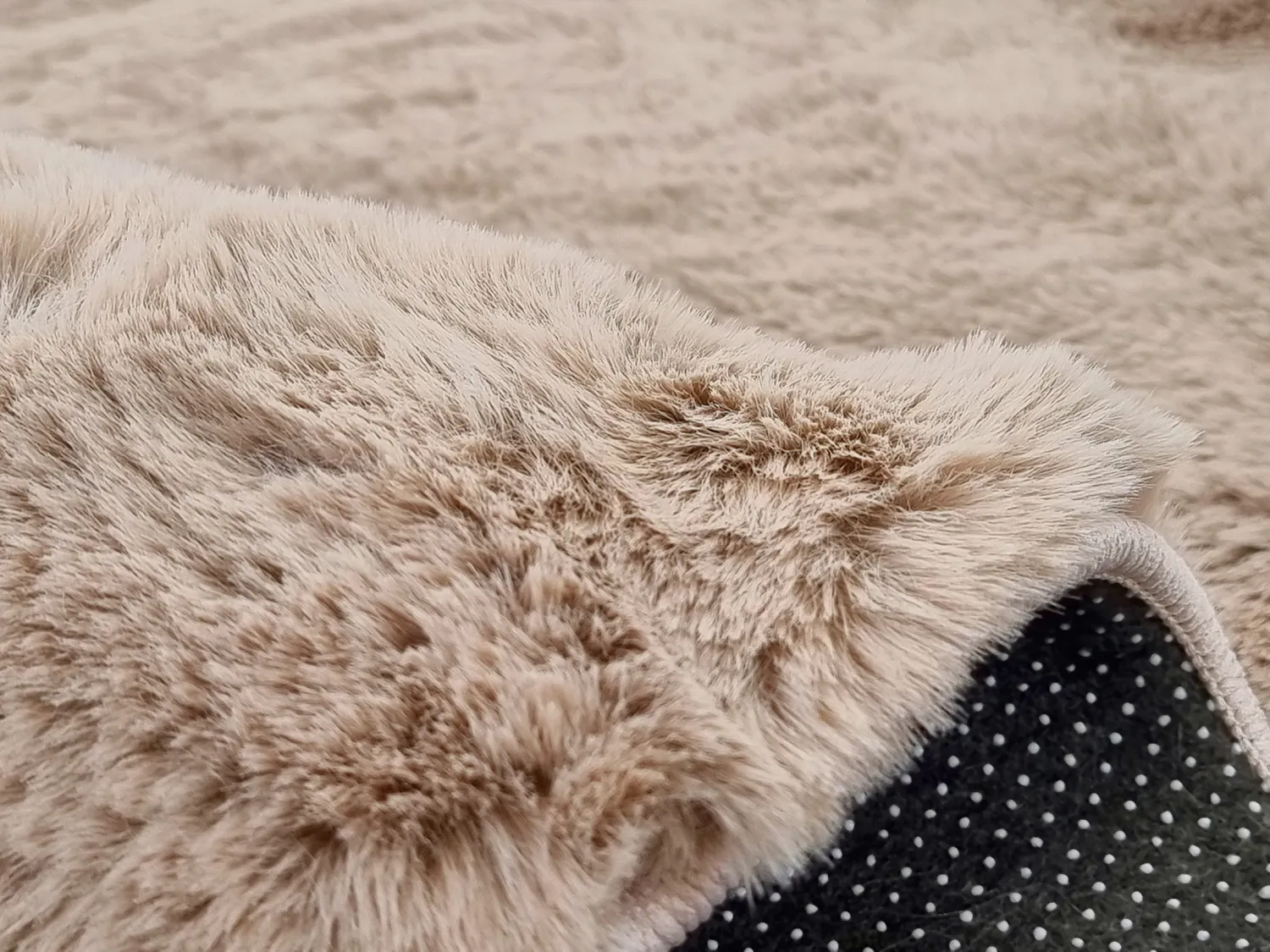 Koberce s dlhým vlasom - Cloud Super Soft (taupe)
