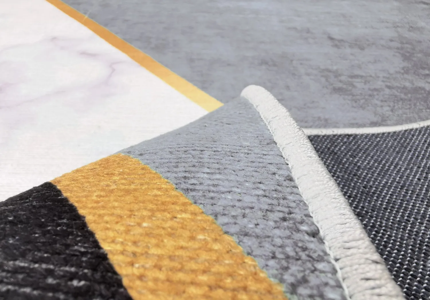 Koberec Wilton - Savino (čierna/biela/sivá)