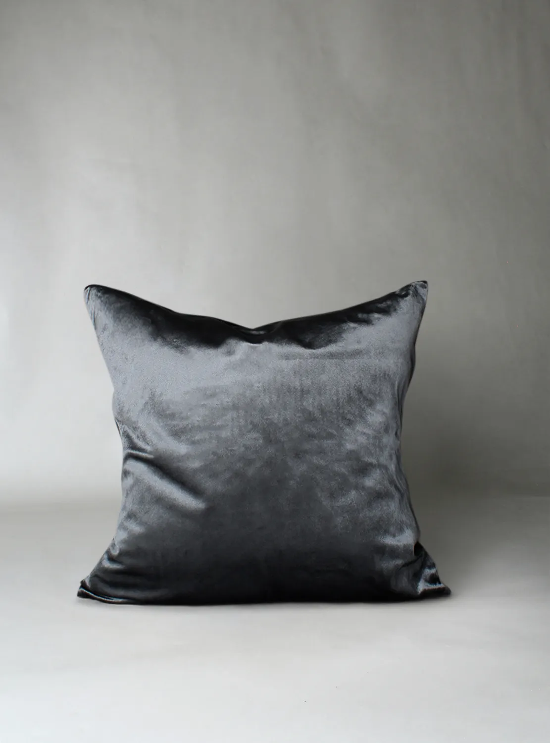 Povlak na vankúš Marlyn z velúru (svetlo modrá)