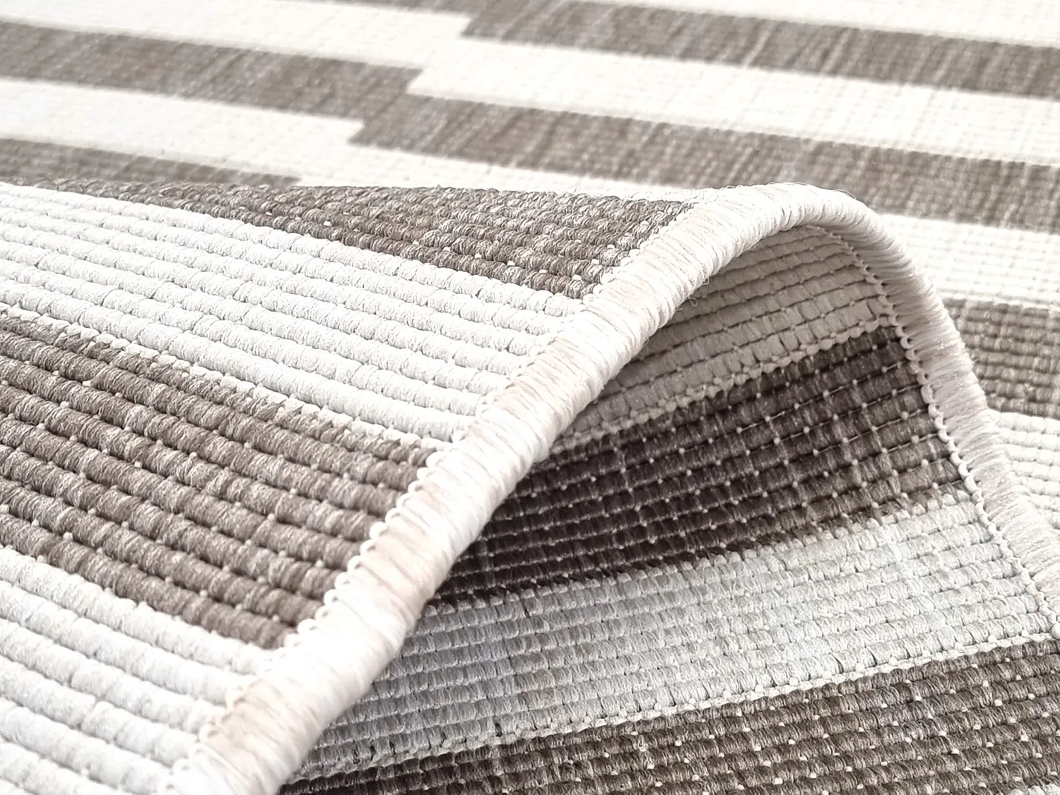 Koberec pre interiér a exteriér - Otto (béžový)