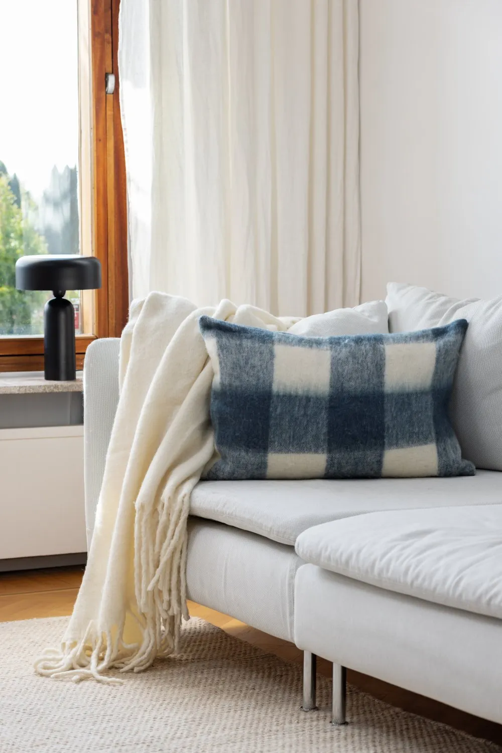 Puzdro na vankúš z vlnenej zmesi - Phoebe (modrá)