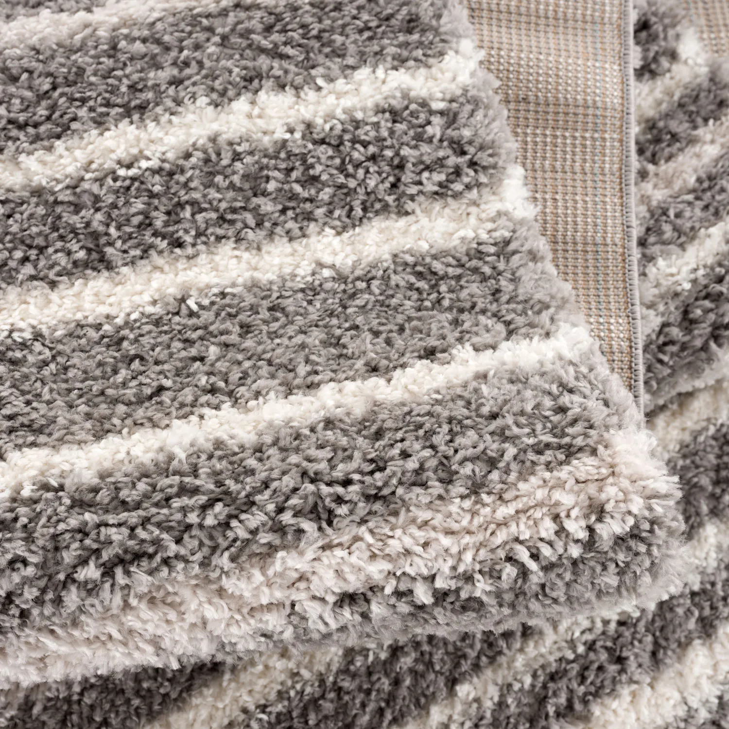 Koberce s dlhým vlasom - Manabi (šedá)