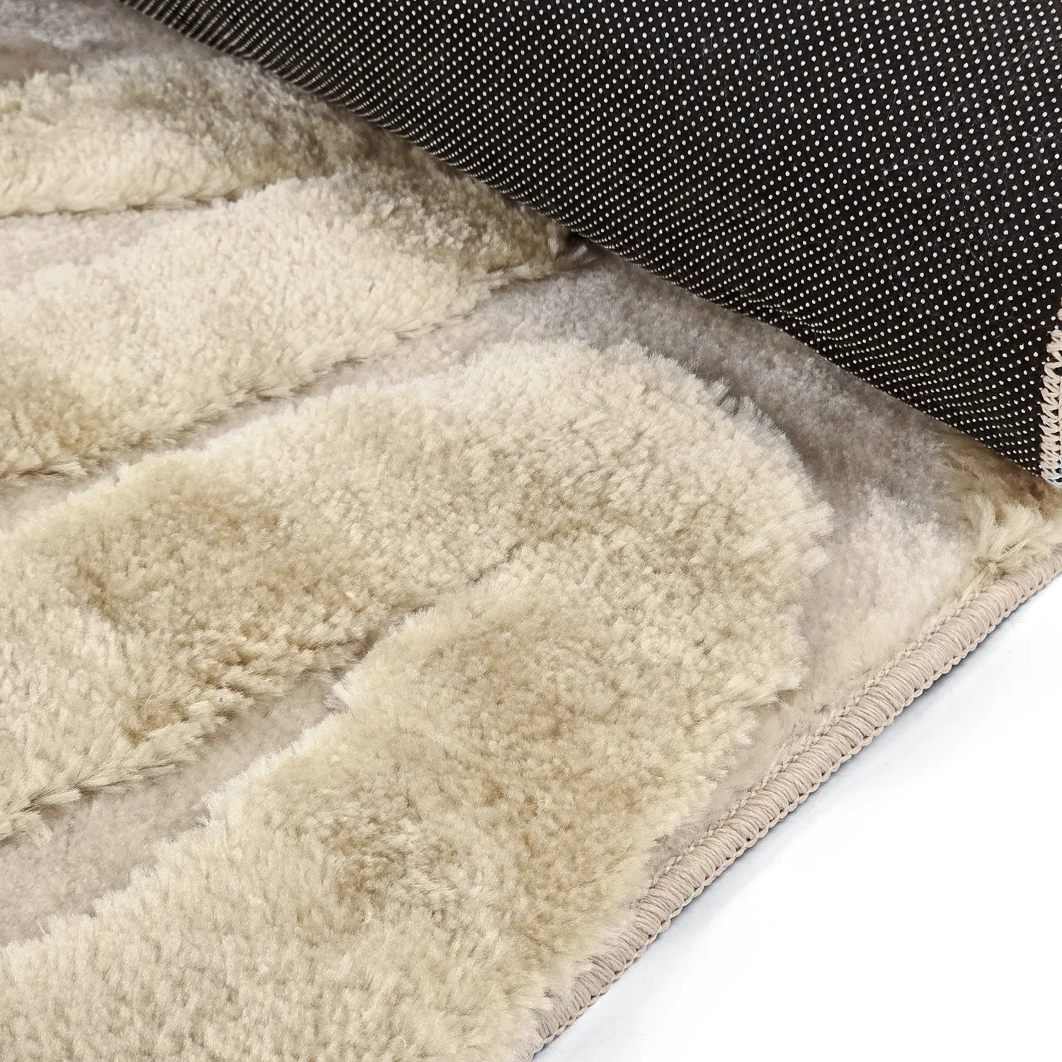 Koberce s dlhým vlasom - Akaba (krémová/béžová)