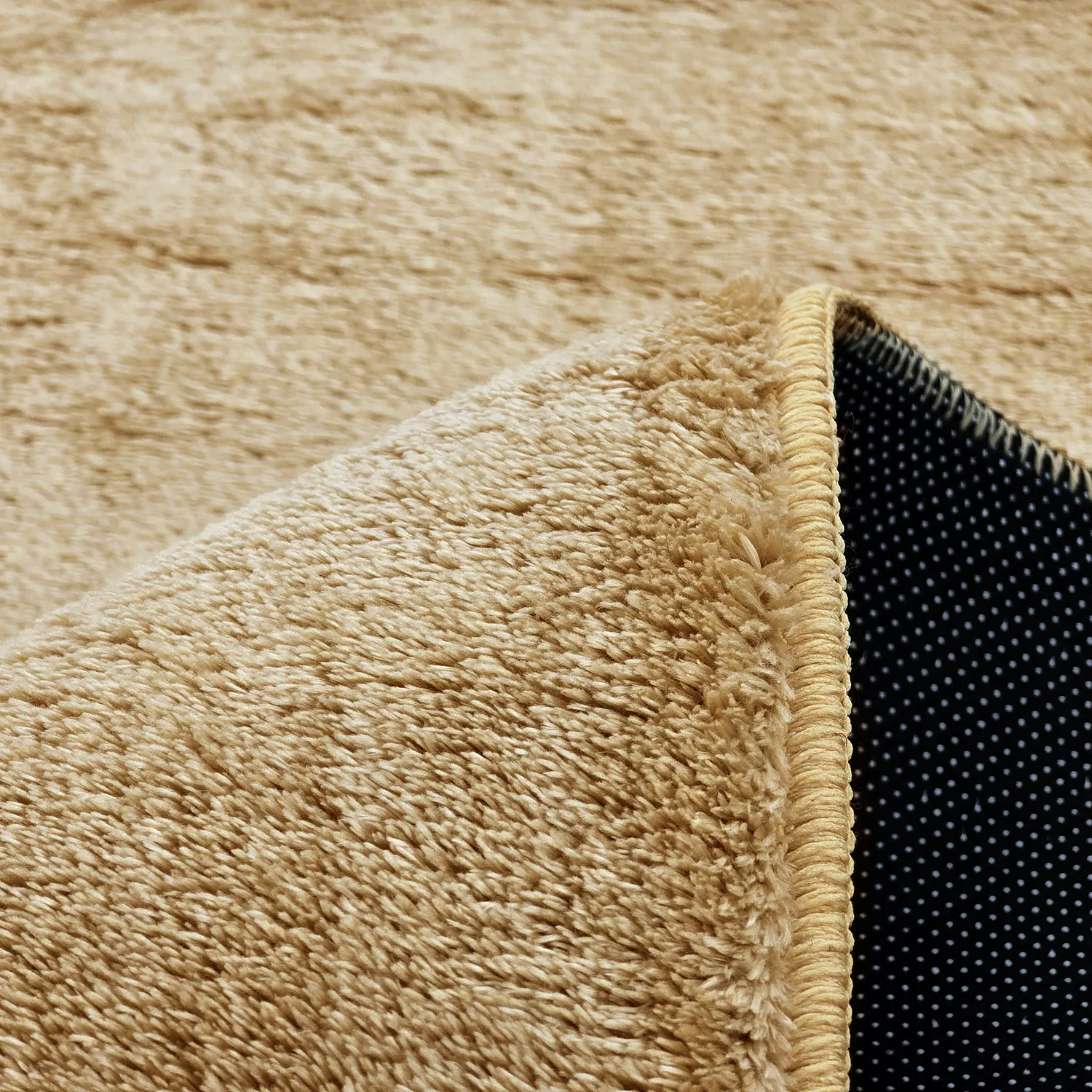 Koberce s dlhým vlasom - Aranga Super Soft Fur (tmavohnedá)