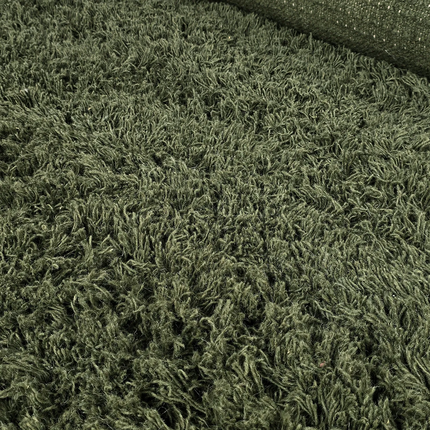 Koberce s dlhým vlasom - Fassale Hand Woven Wool Shaggy (machovo zelený)