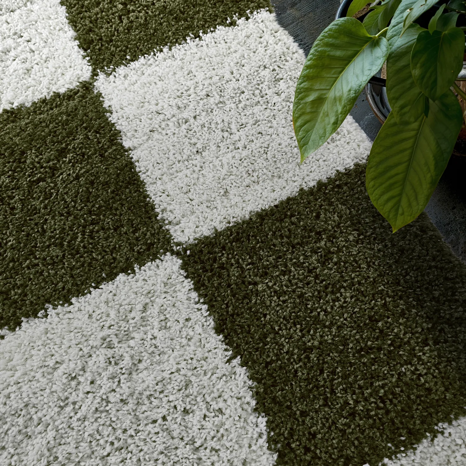 Koberce s dlhým vlasom - Gordes (zelená/biela)