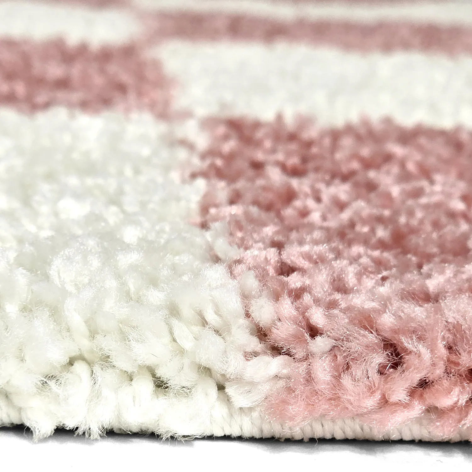 Koberce s dlhým vlasom - Gordes (ružová/biela)