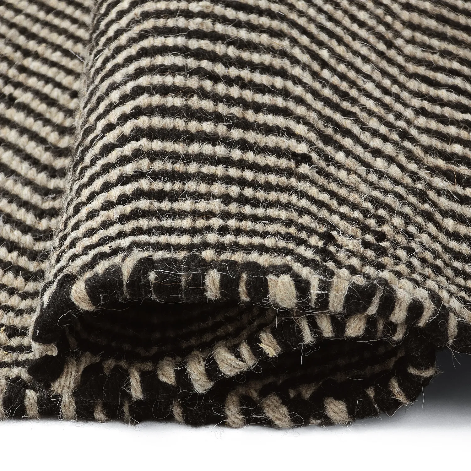 Vlnený koberec - Larkana (béžová/čierna)