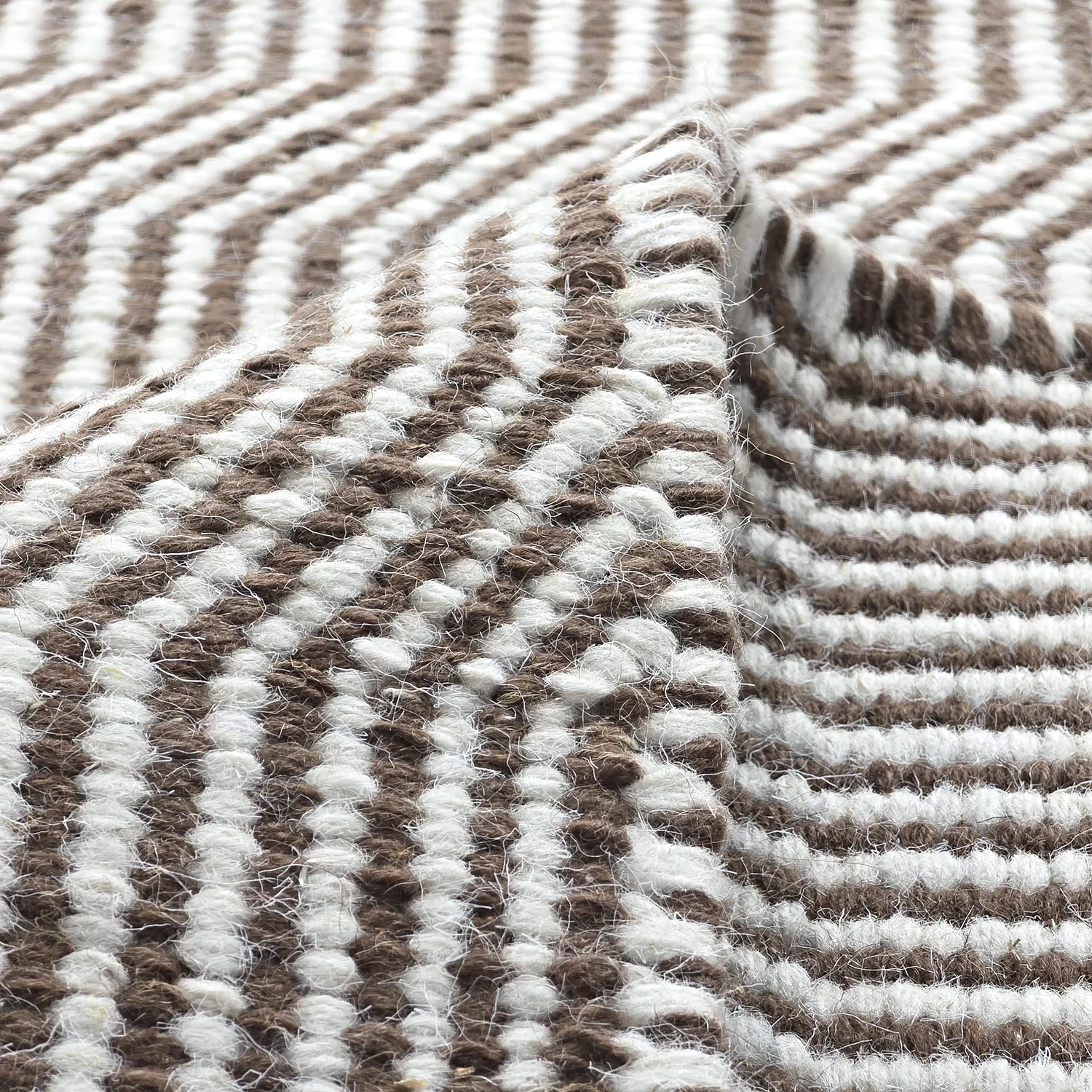 Vlnený koberec - Larkana (hnedá/biela)