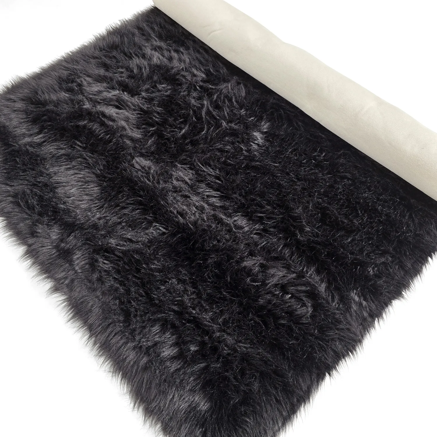 Koberce s dlhým vlasom - Sohar (čierna)