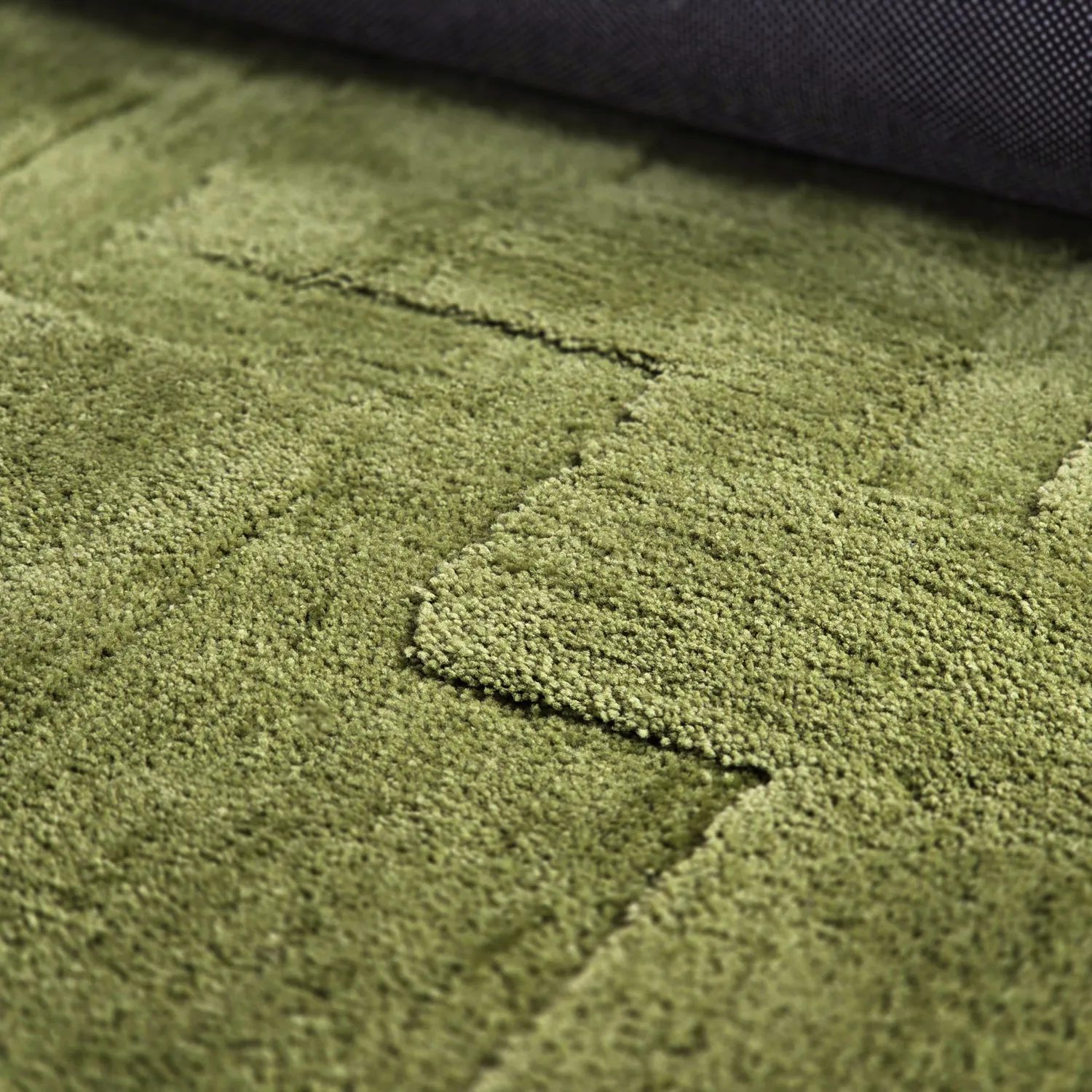 Koberce s dlhým vlasom - Tripoli (machovo zelená)