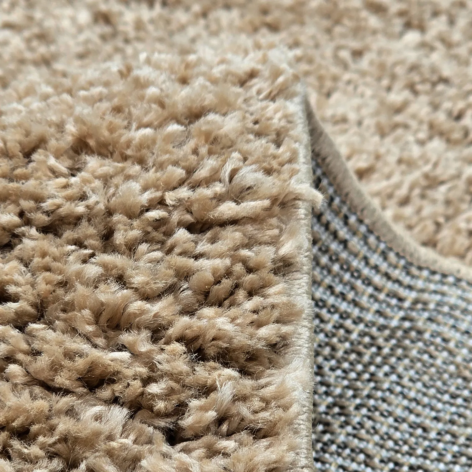 Koberec s chlupatým povrchem - Zoe (béžový)