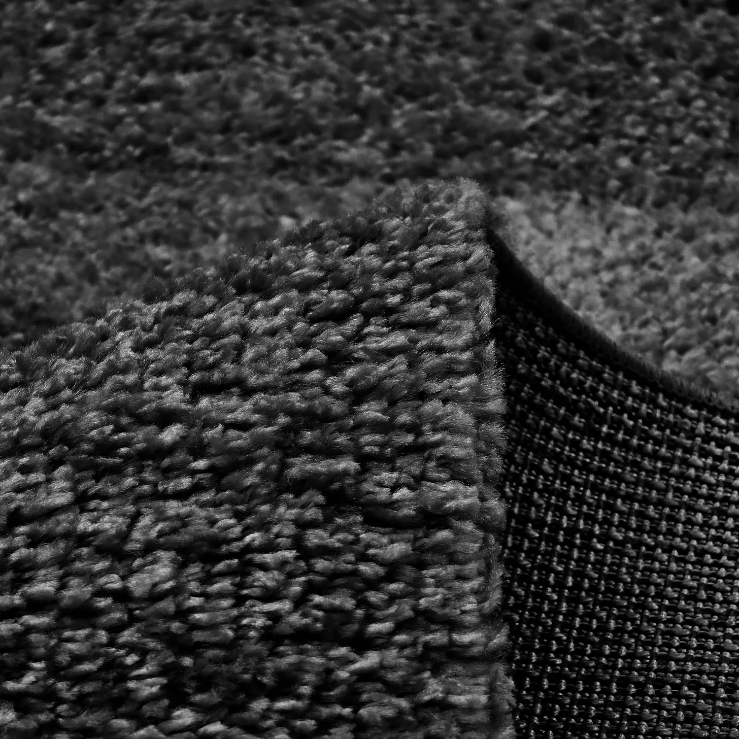 Koberce s chlupatým povrchem - Zoe (černá)