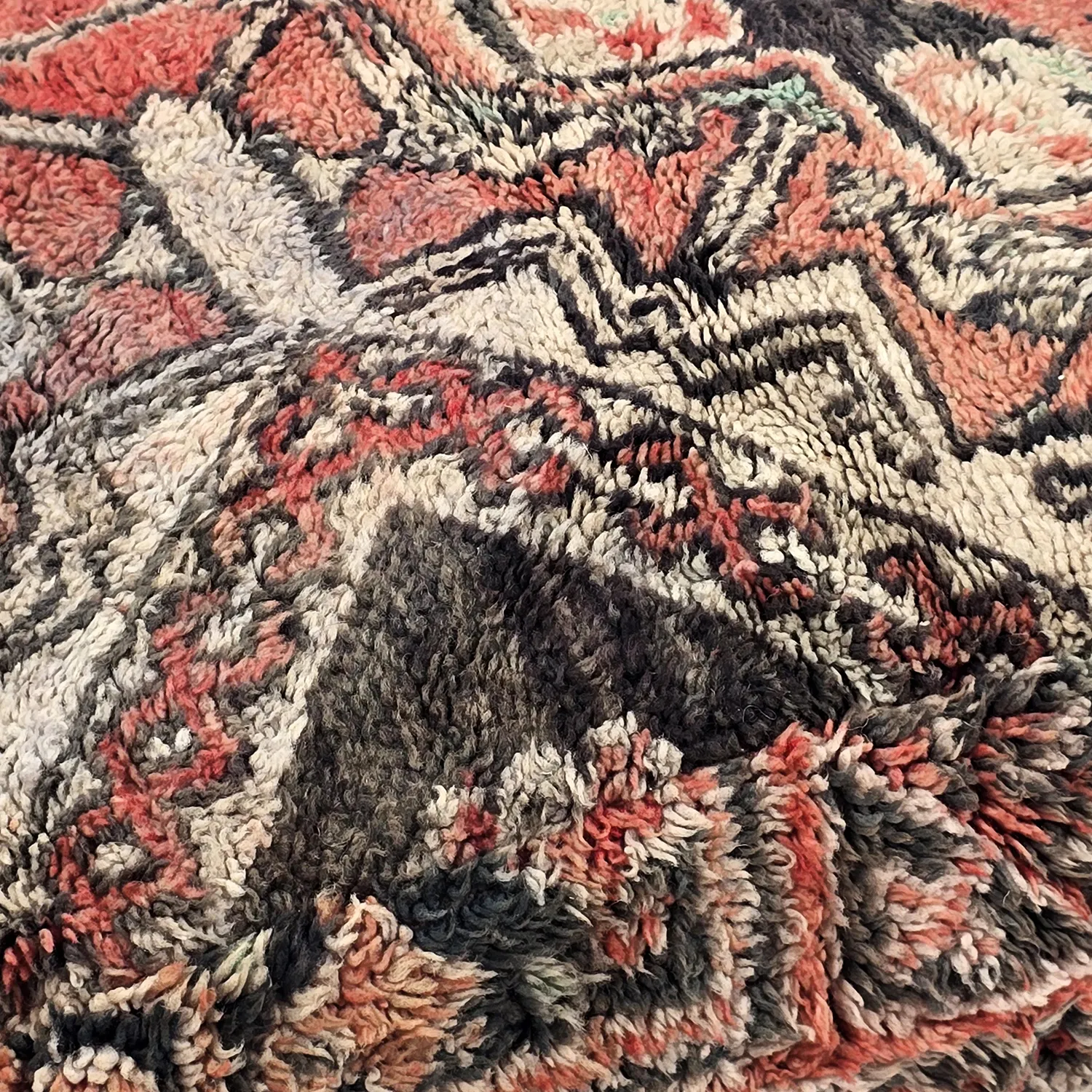 Puf - Azilal Marocký 079