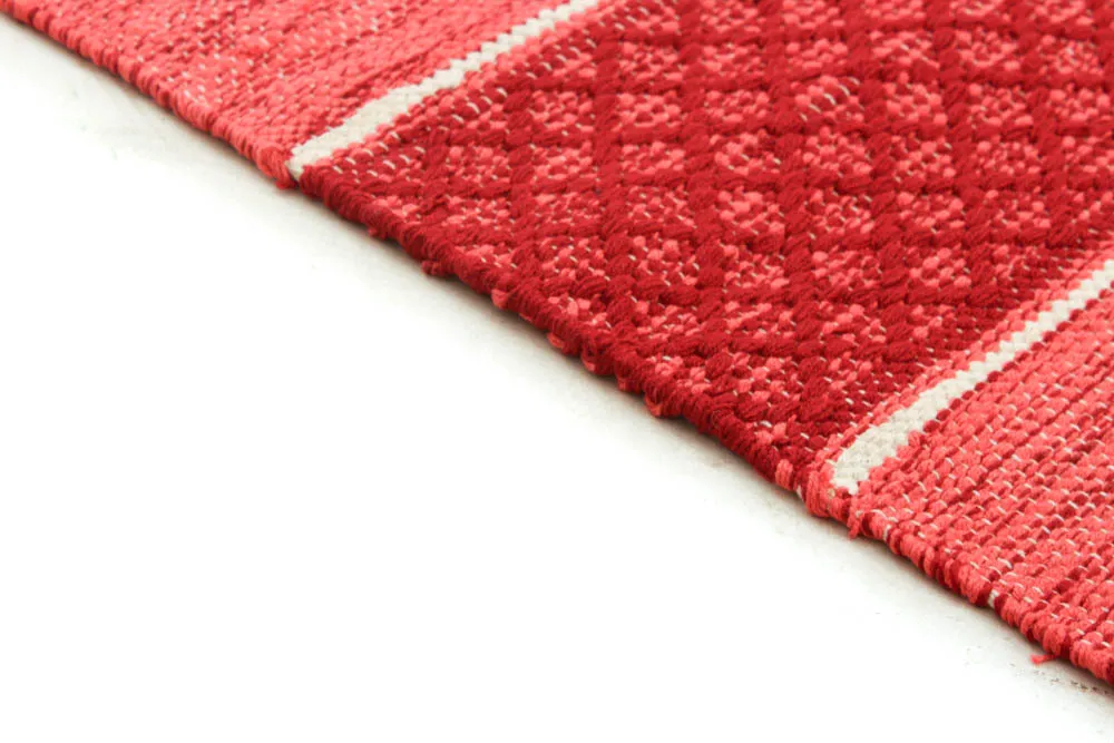 Koberec z kusov - Visby (červený)