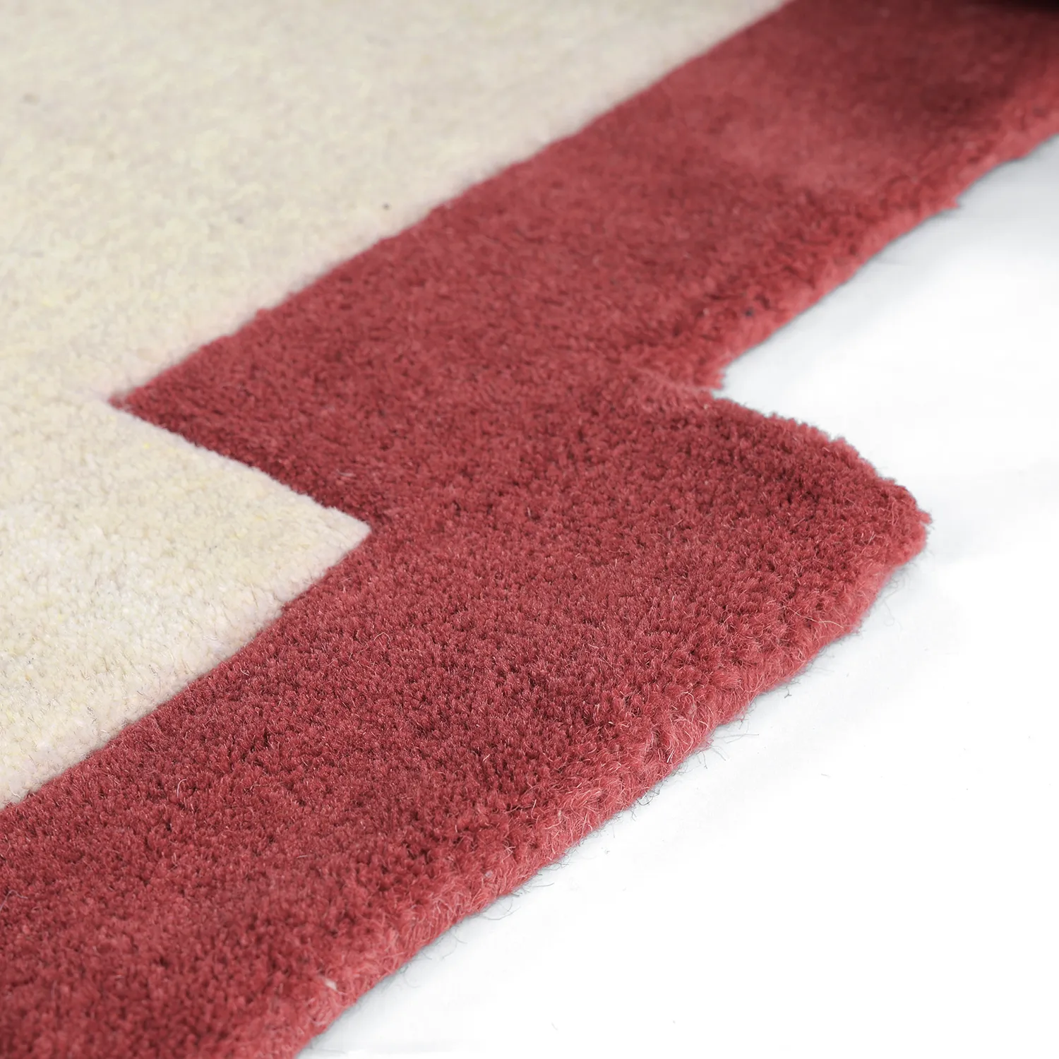 Vlnený koberec - Agra Hand Tufted Wool Premium (krémová/červená)