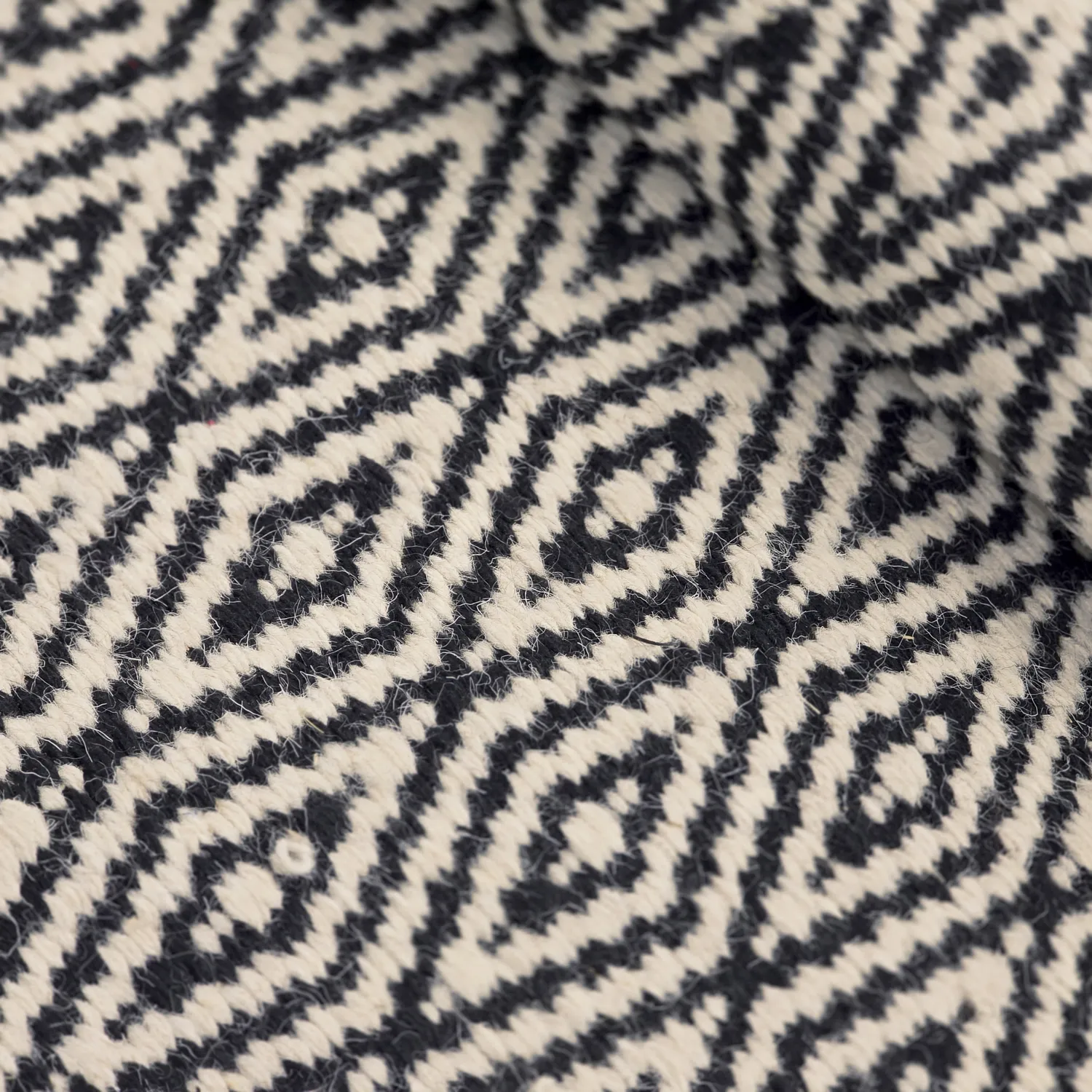 Vlnený koberec - Monastir (čierna/biela)