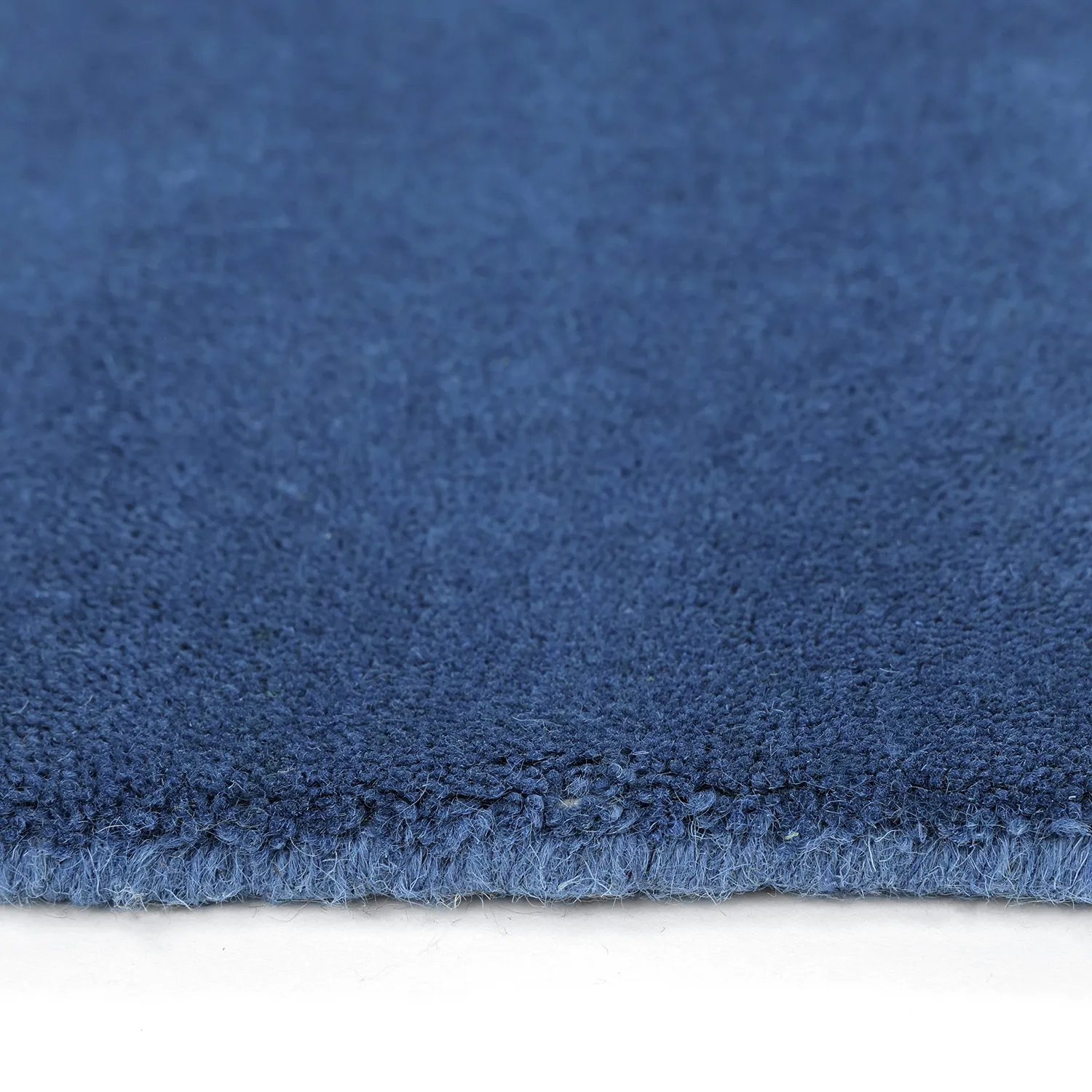 Vlnený koberec - Rozel Handloom Wool Premium (námorníctvo)