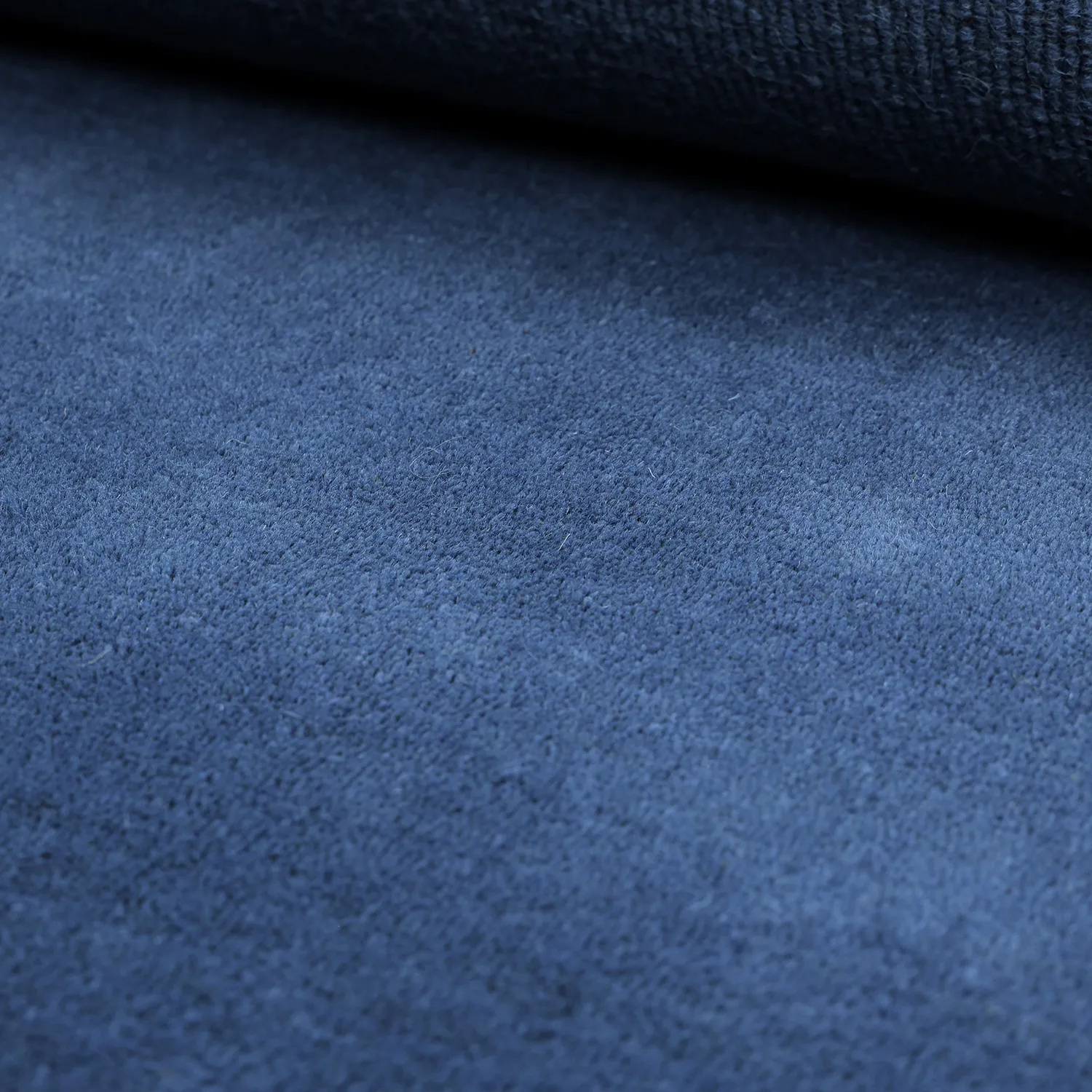 Vlnený koberec - Rozel Handloom Wool Premium (námorníctvo)