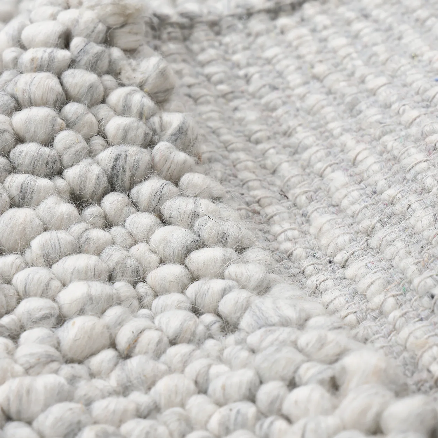 Ullmatta - Sala Irregular Wool Bubble (ljusgrå melerad)