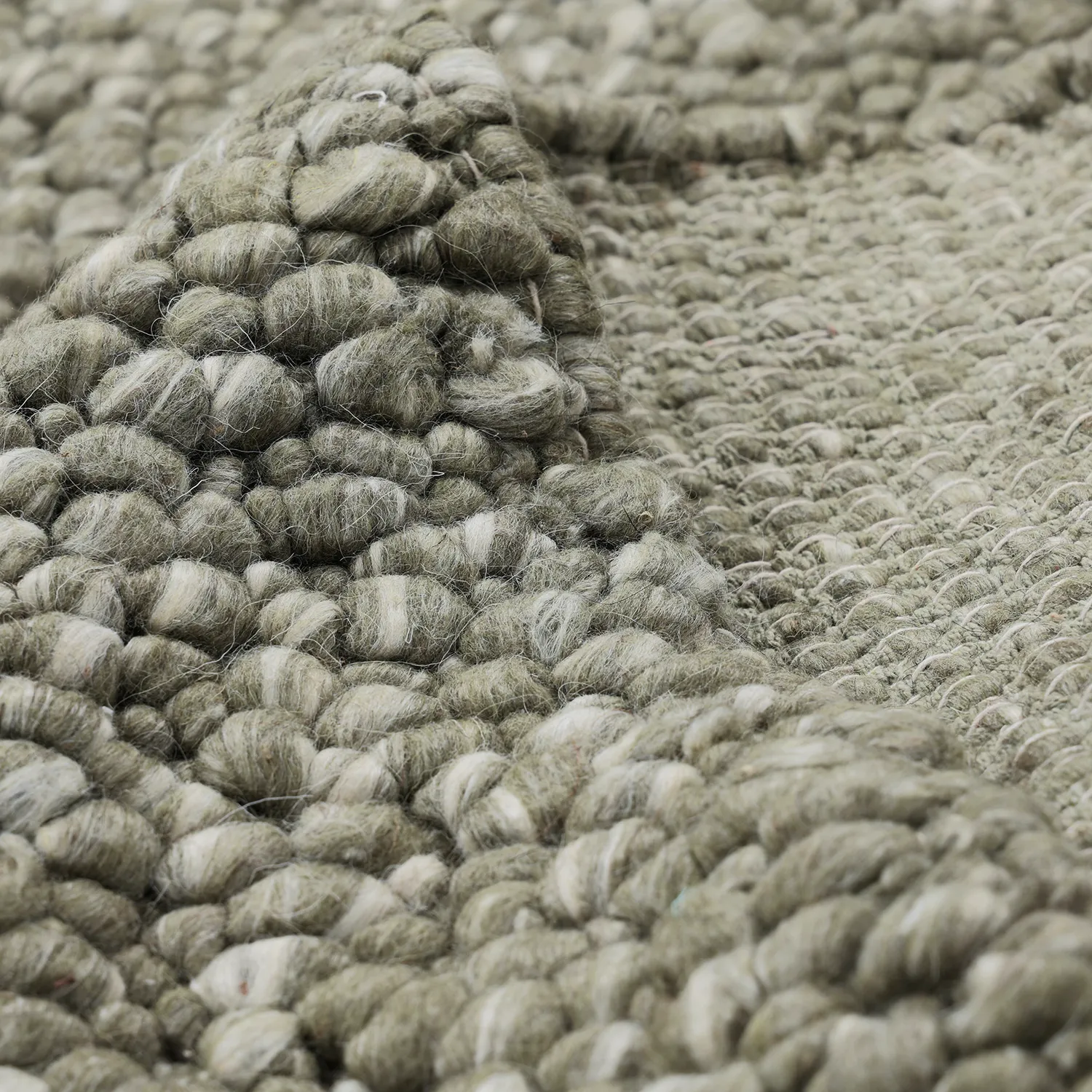 Ullmatta - Sala Irregular Wool Bubble (mossgrön/vitmelerad)