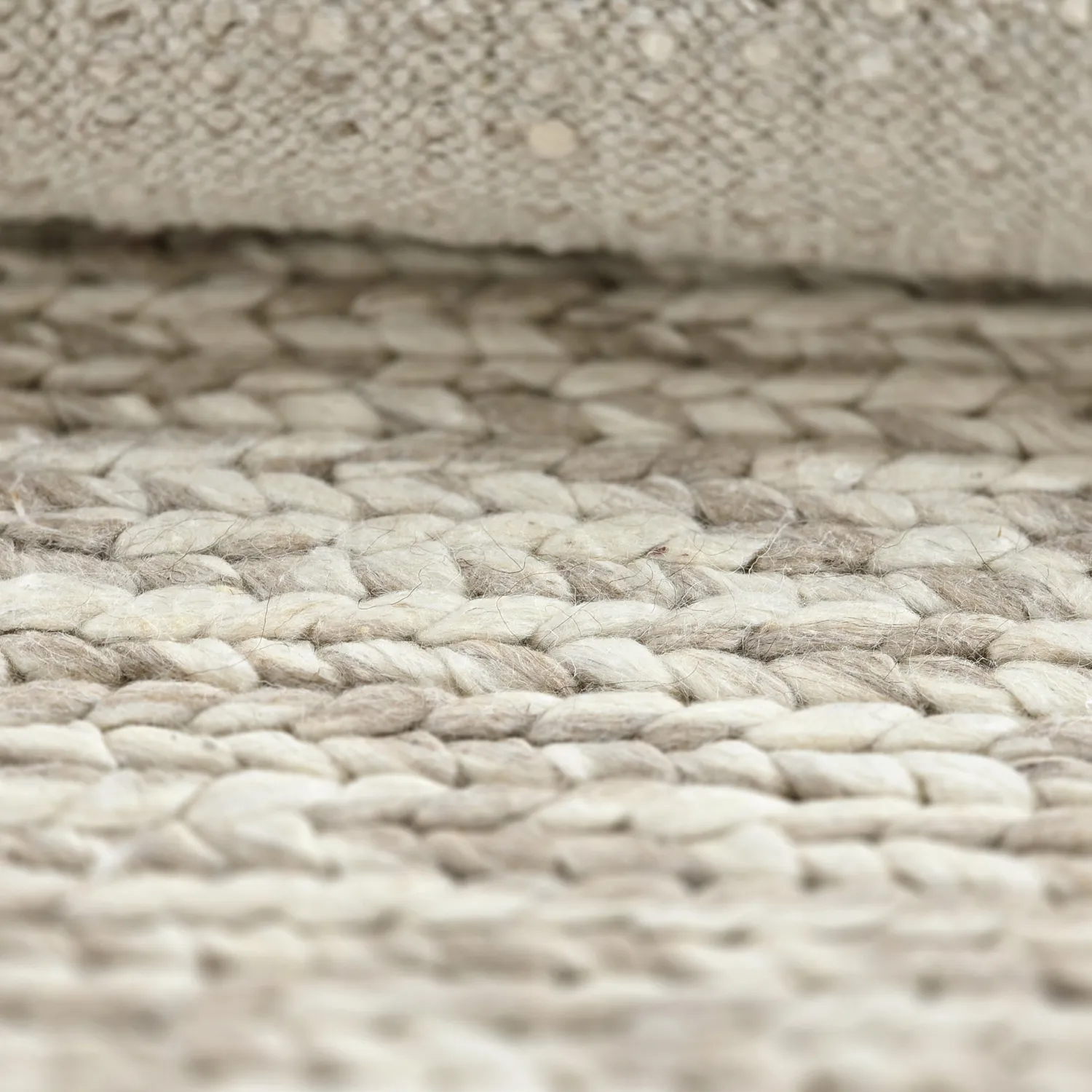 Vlnený koberec - Talvia Braided Wool (prírodný)