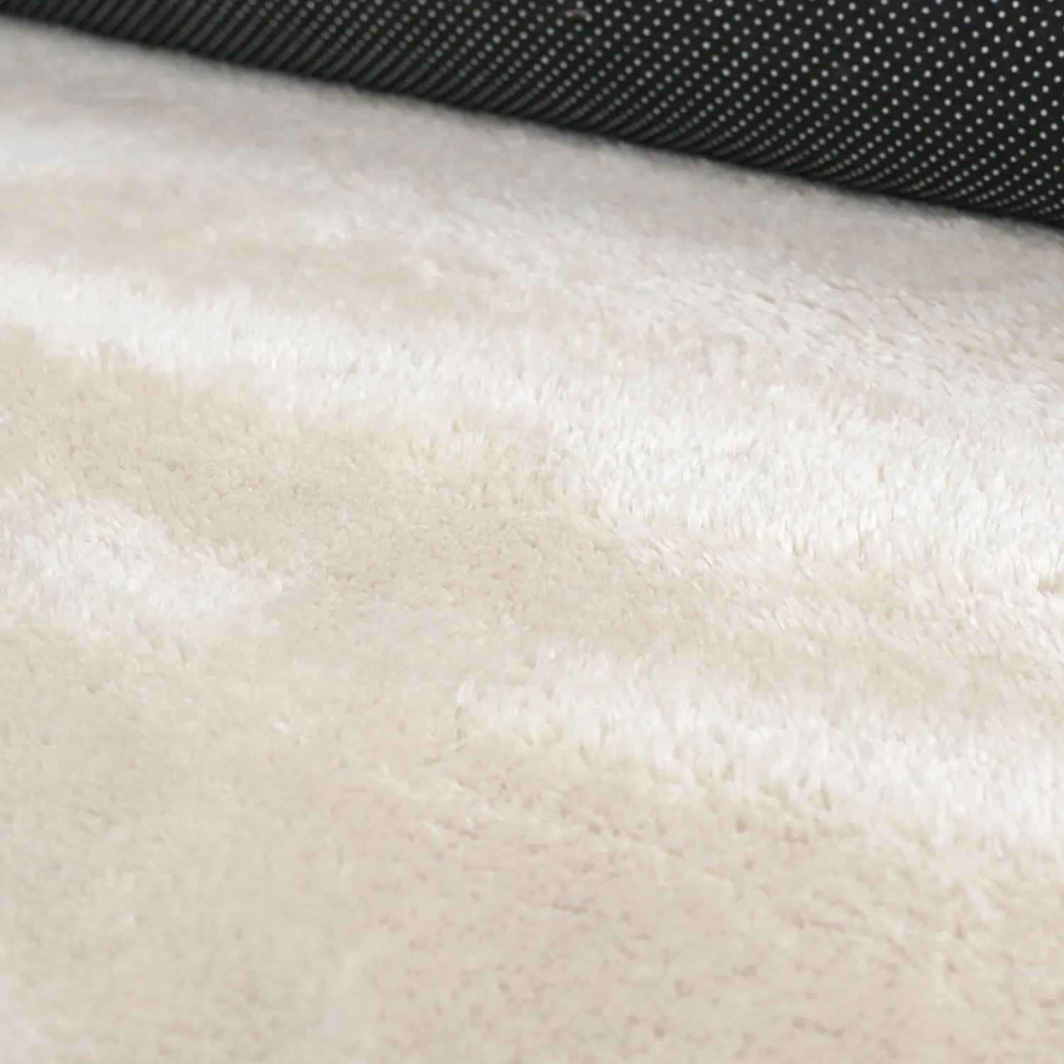 Vågig Rund Matta - Aranga Super Soft Fur (beige)