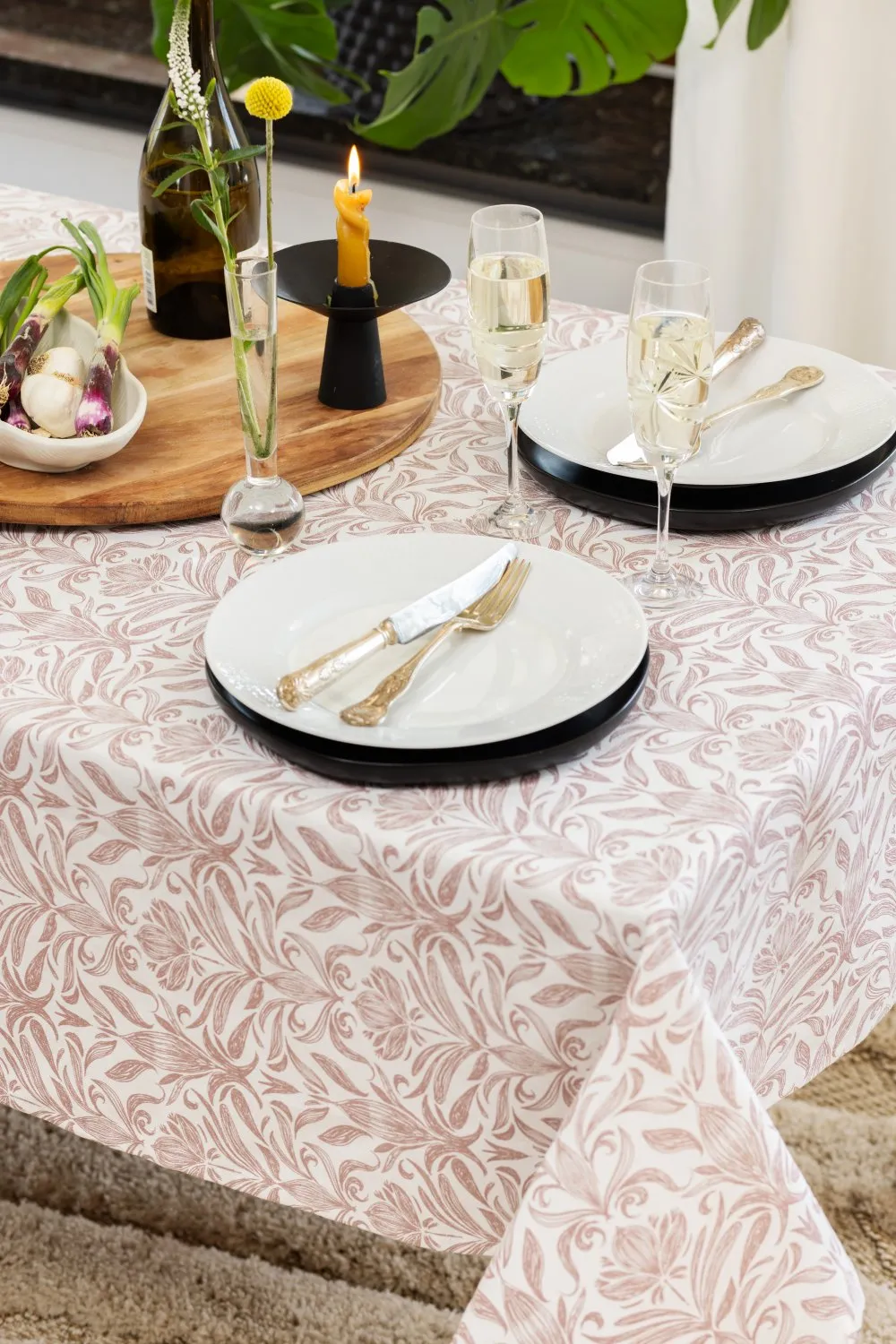 Uterák na stôl z bavlny Viola (fialová)