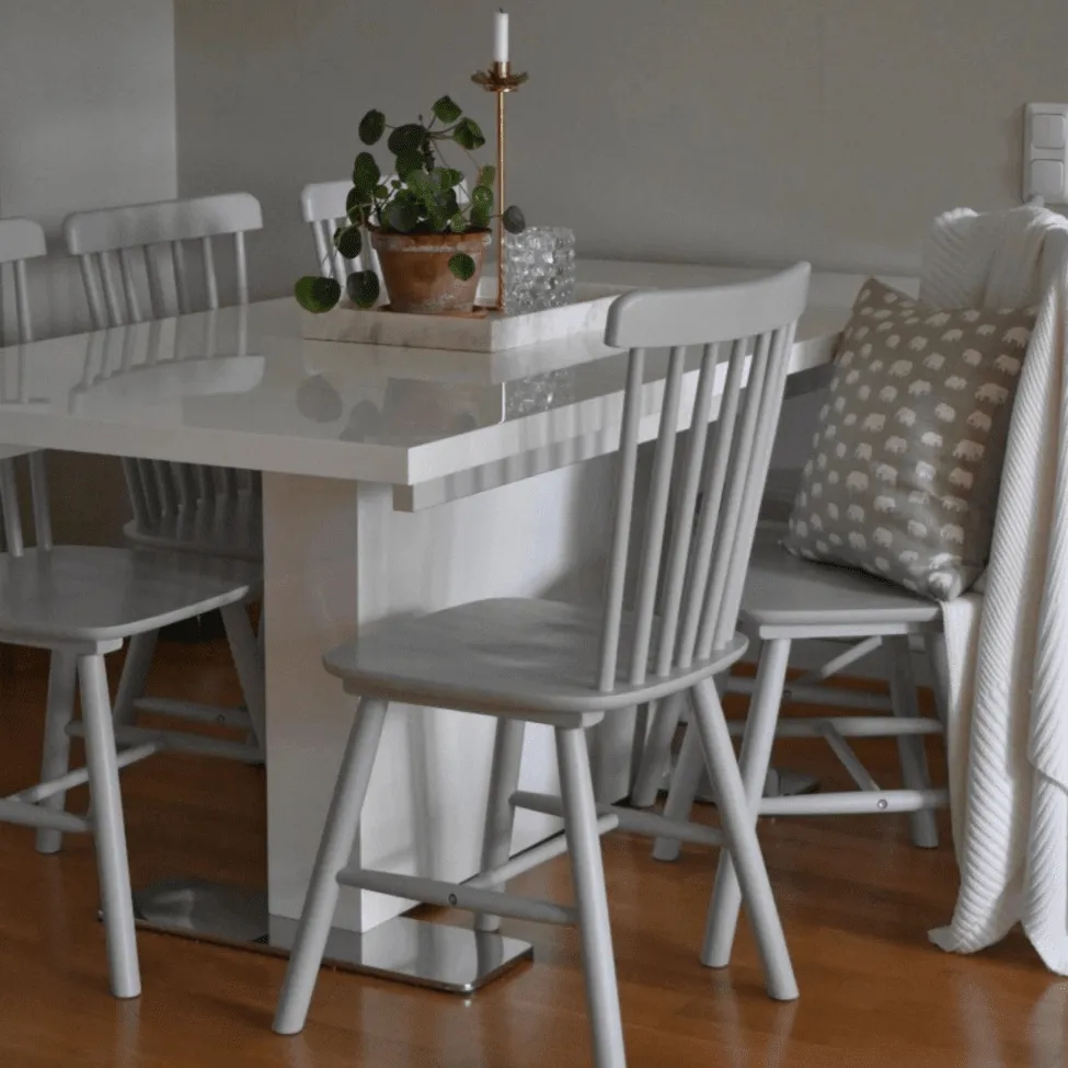 Pinnstol - Elsa (ljusgrå) - 2 st