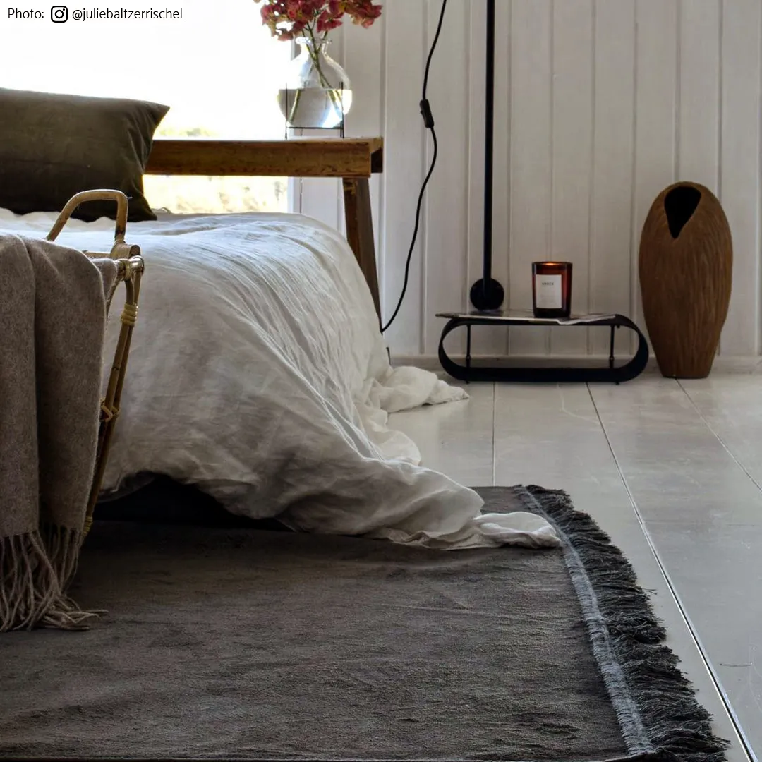 Koberec Wilton - Art Silk (čierny)