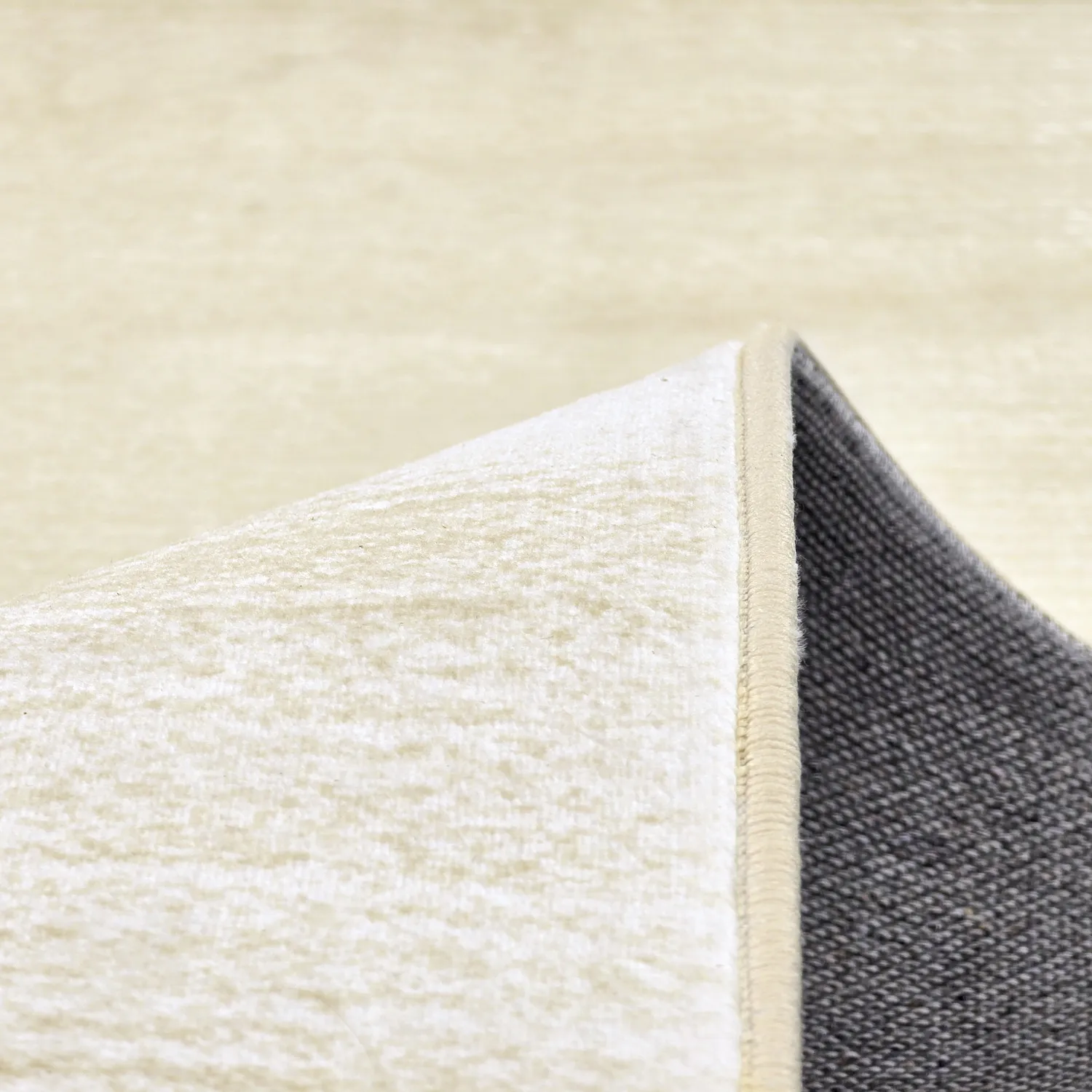 Koberec Wilton - Cara (biela/bežová)