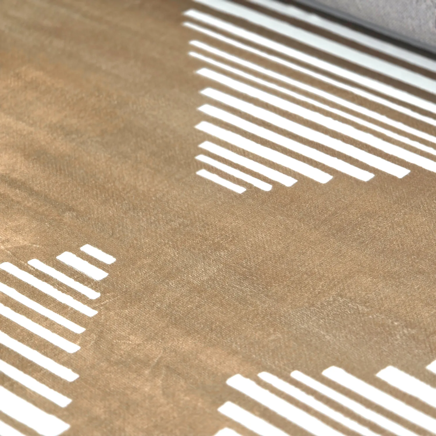 Koberec Wilton - Carmen (hnedá/biela)