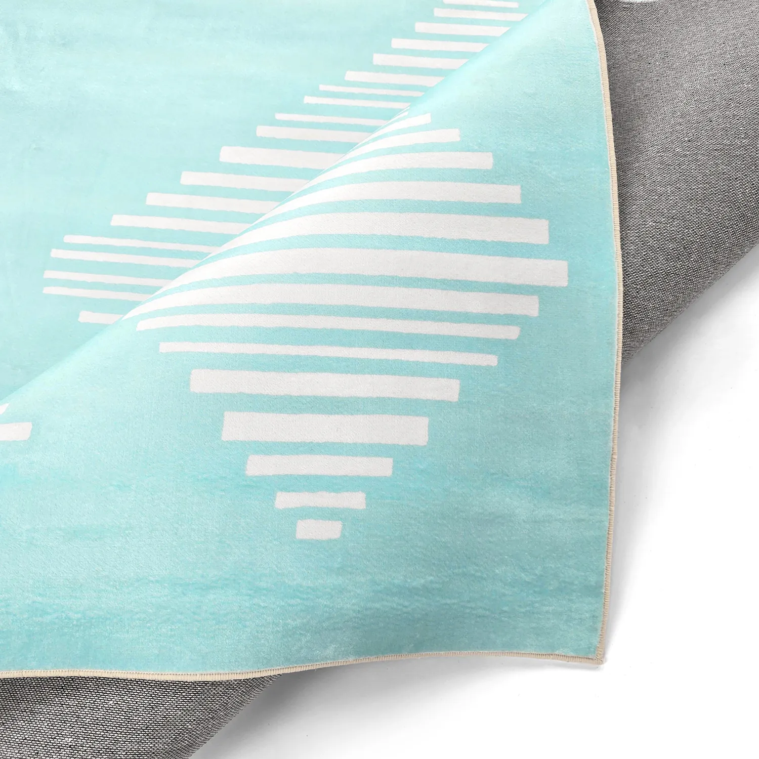 Koberec Wilton - Carmen (svetlo modrá/biela)