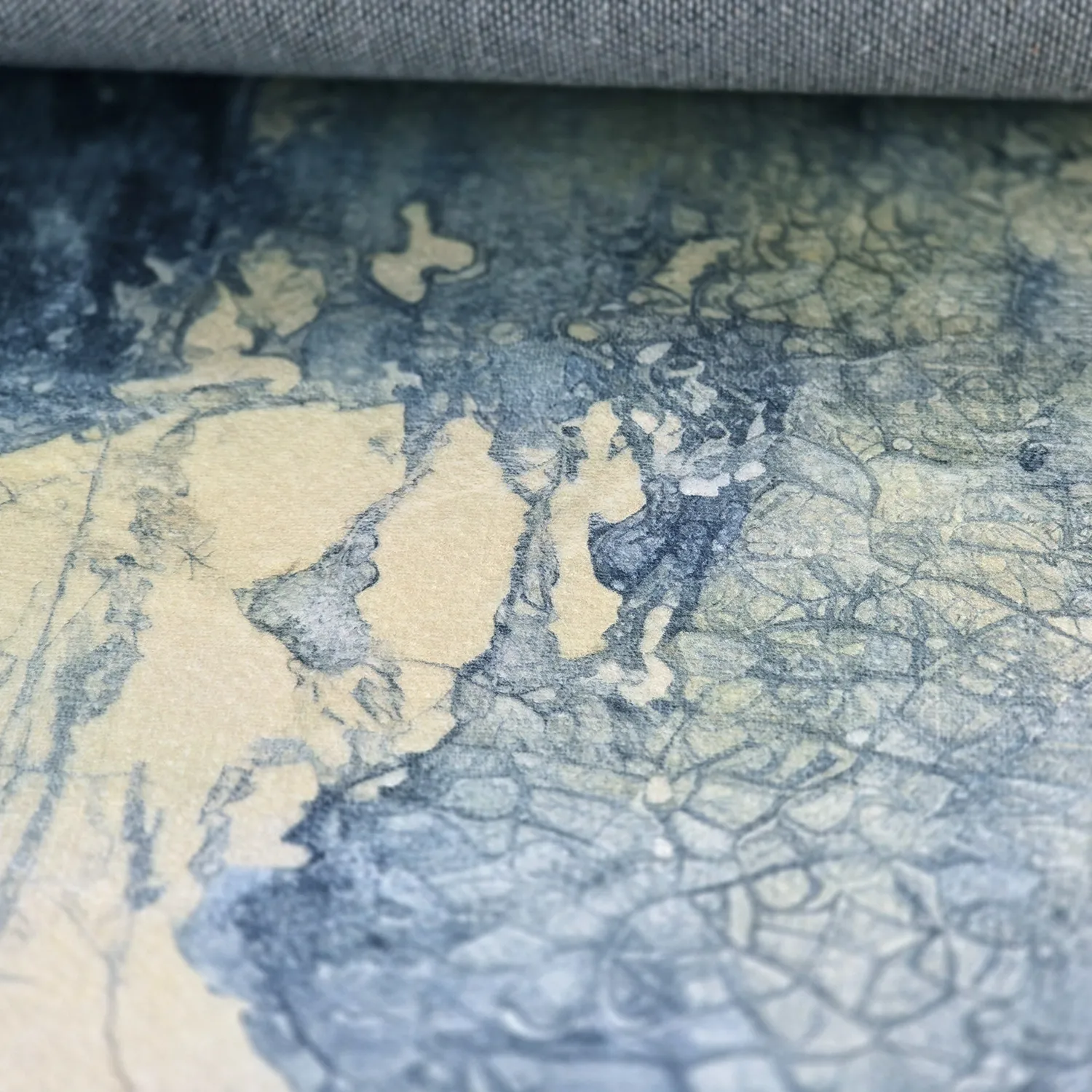 Koberec Wilton - Dolmio (čierny/žltý)