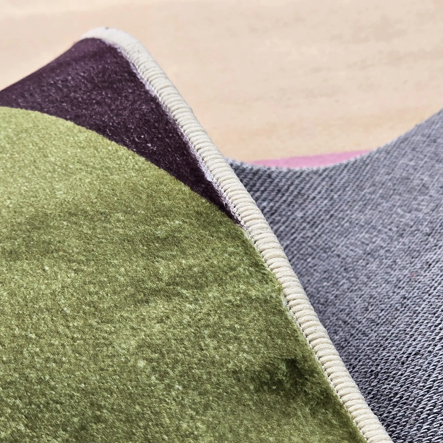 Koberec Wilton - Kalami (ružová/multi)