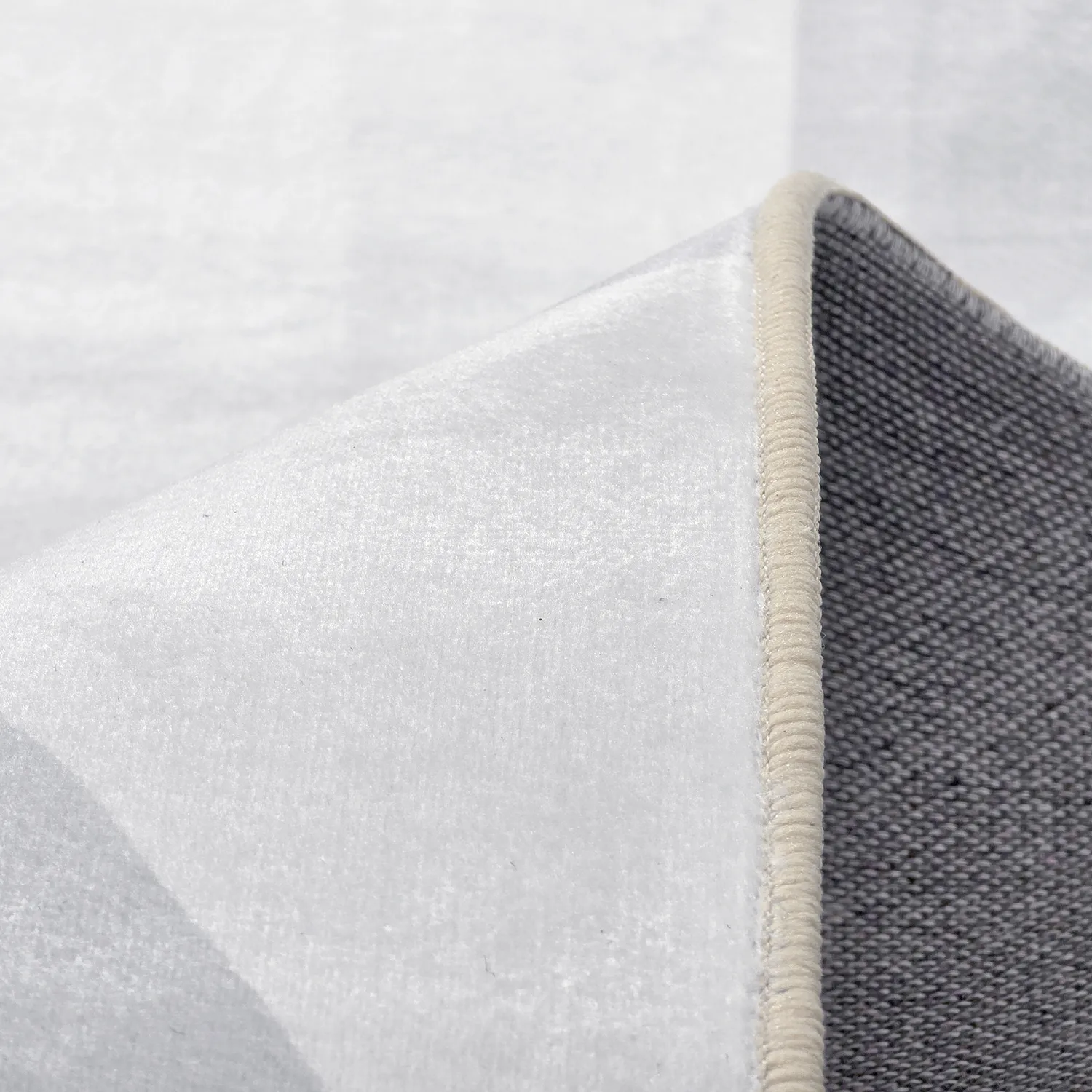 Koberec Wilton - Obidos (šedý/biely)