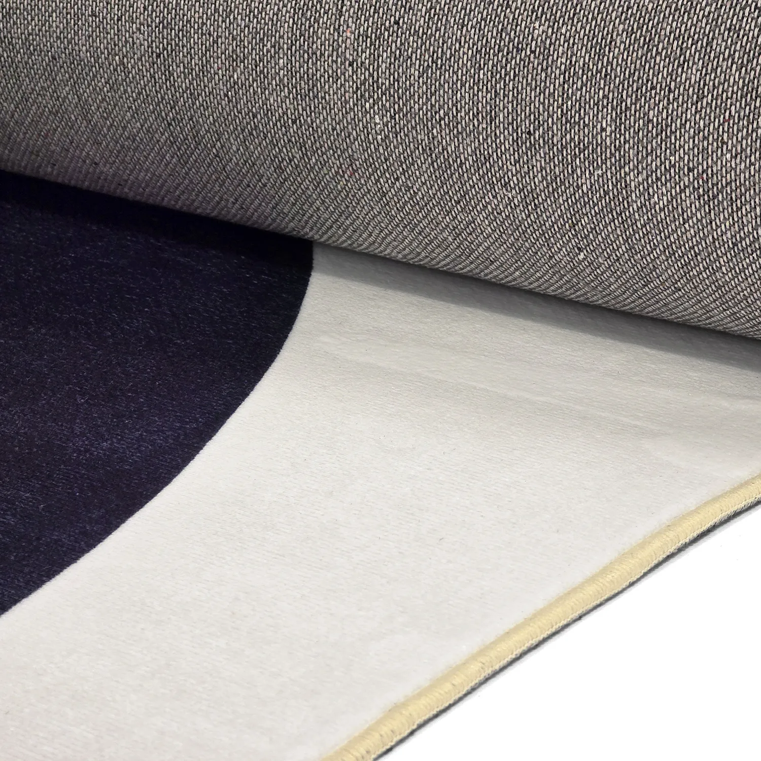 Koberec Wilton - Taos (biela/čierna/sivá)