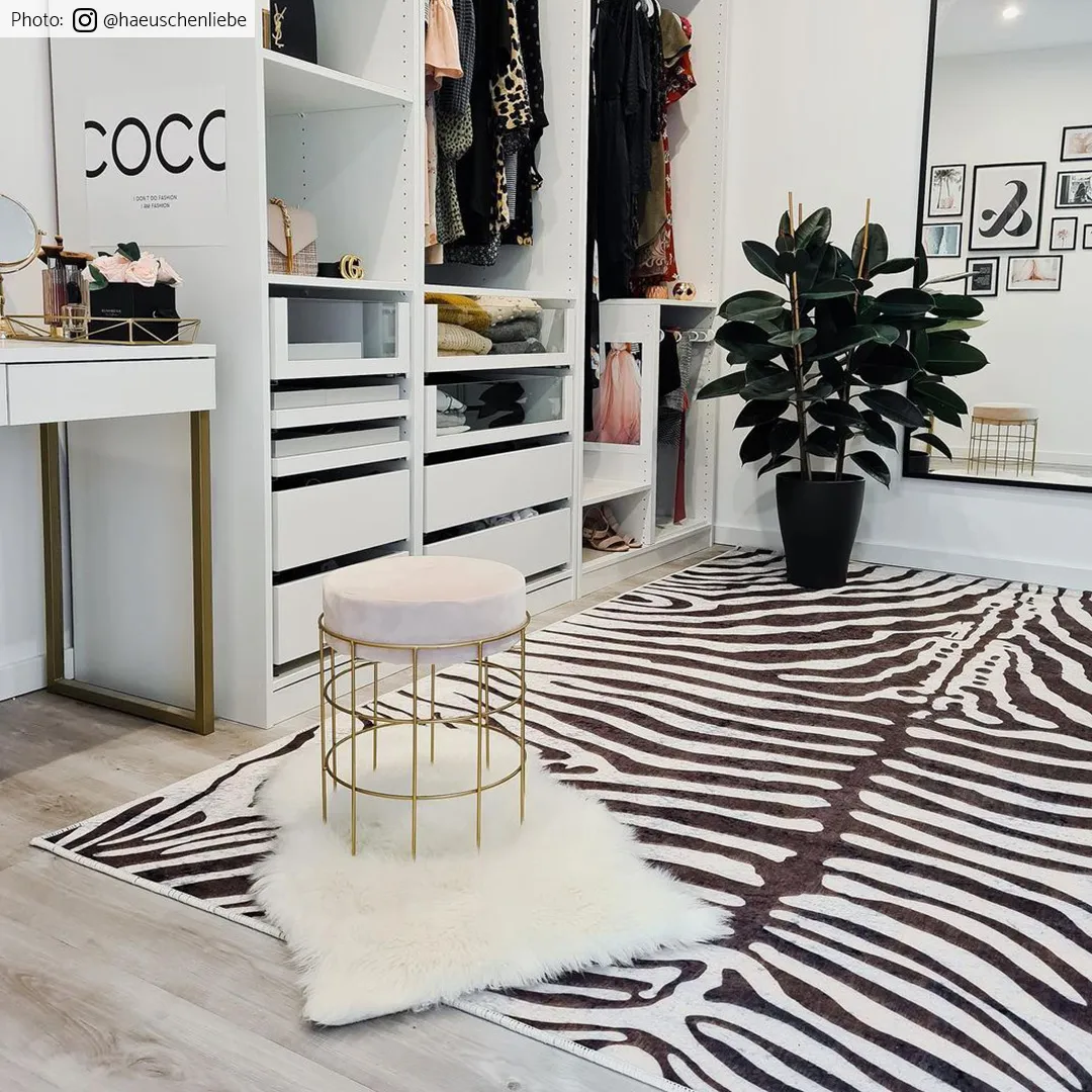 Koberec Wilton - Zebra (čierna/biela)